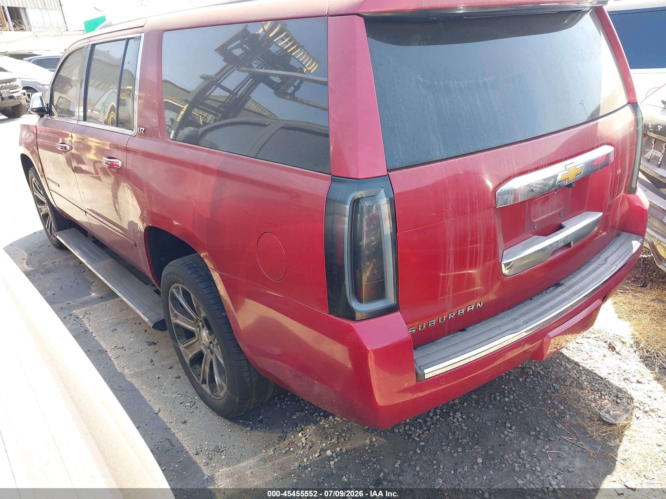 2015 Chevrolet Suburban Ltz Red vin: 1GNSCKKC6FR254388