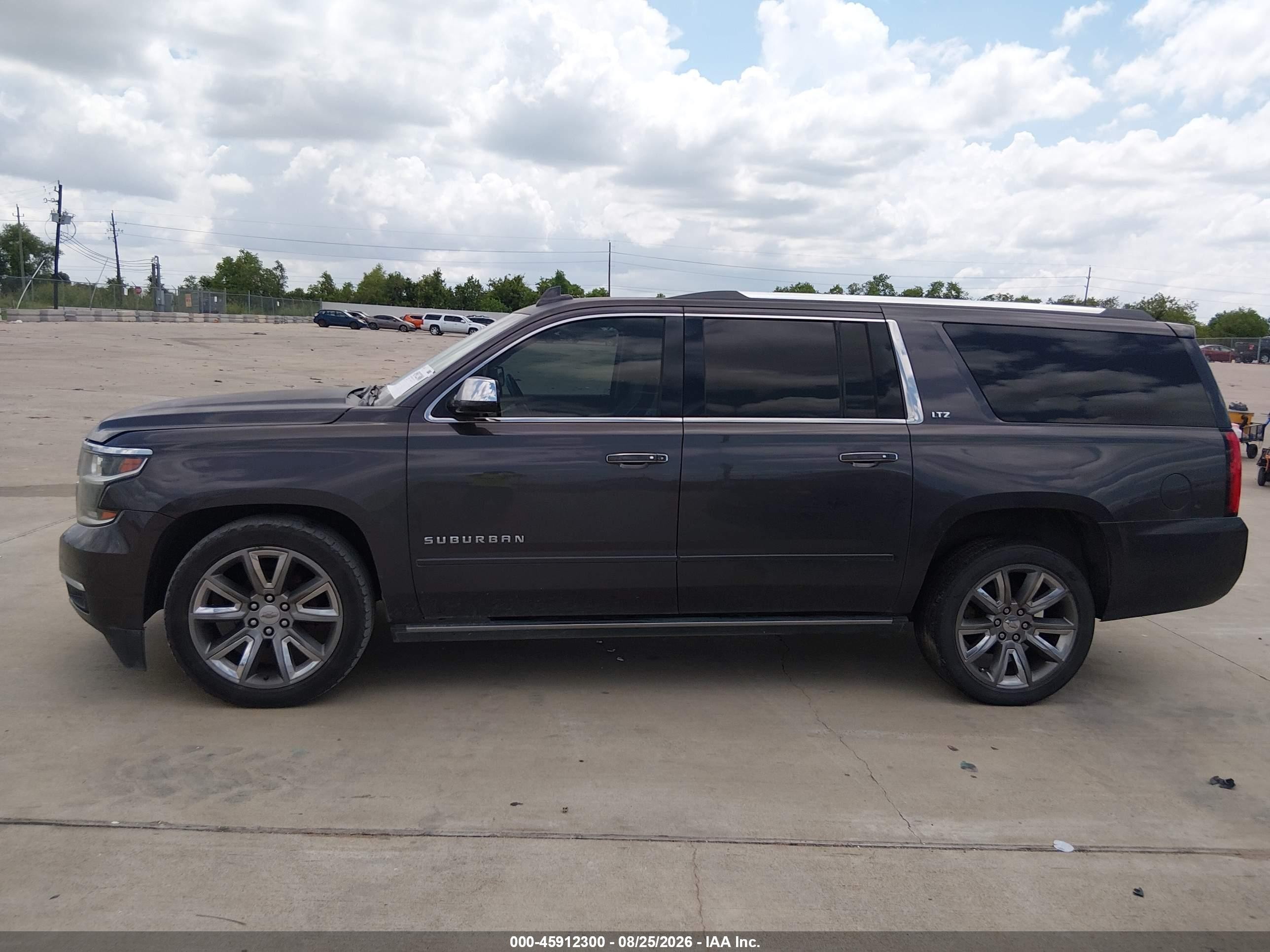 2015 Chevrolet Suburban 1500 Ltz Gray vin: 1GNSCKKC7FR731216