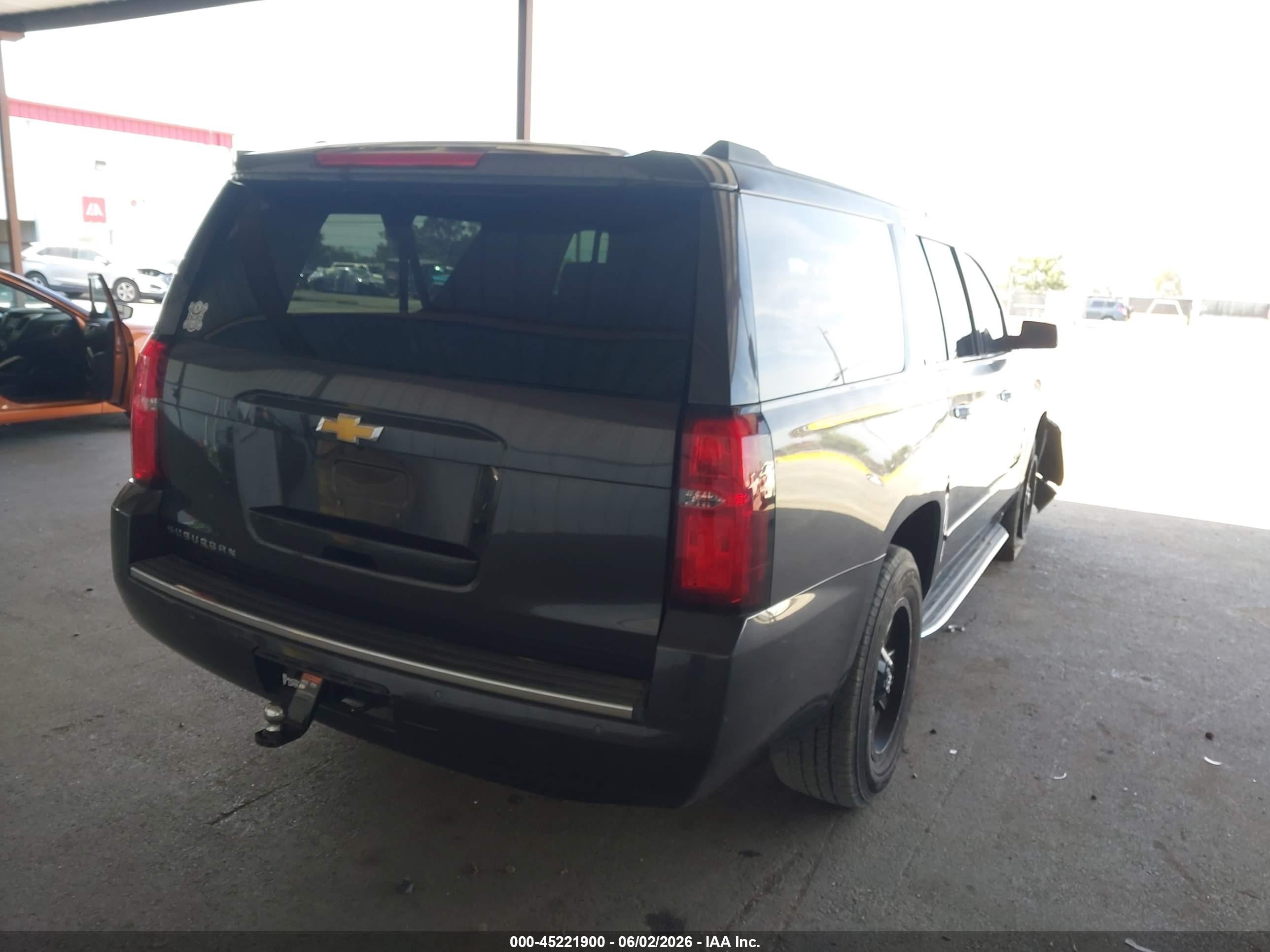 2015 Chevrolet Suburban 1500 Ltz Beige vin: 1GNSCKKC8FR679319