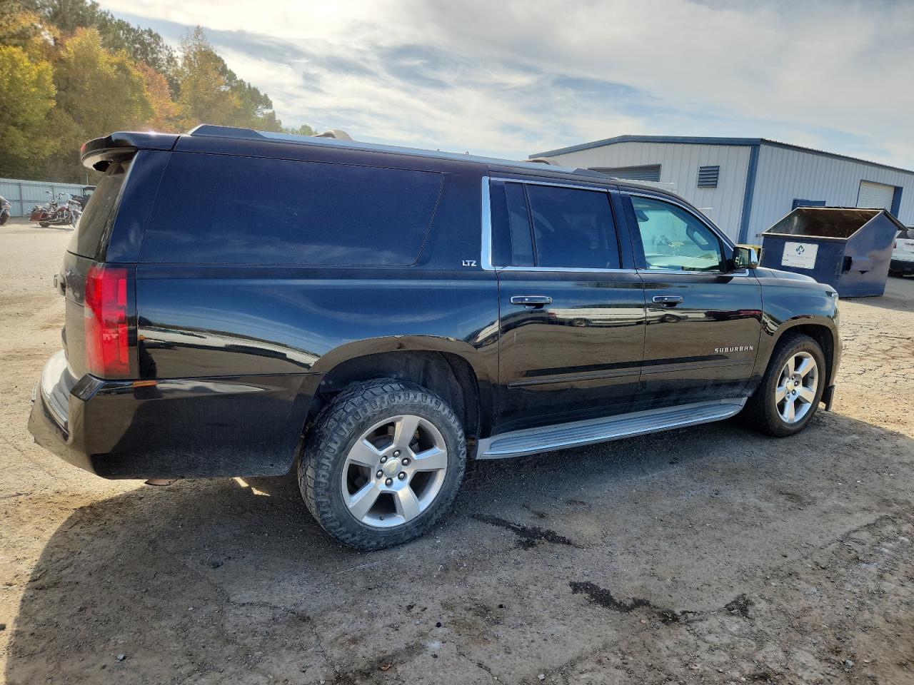 2015 Chevrolet Suburban C1500 Ltz Черный vin: 1GNSCKKC9FR263117