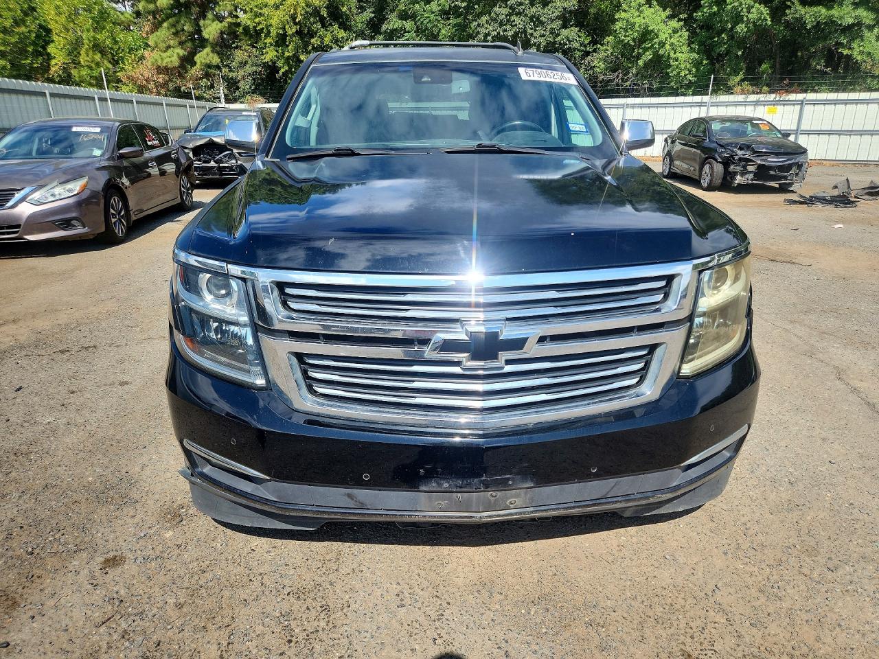 2015 Chevrolet Suburban C1500 Ltz Черный vin: 1GNSCKKC9FR263117