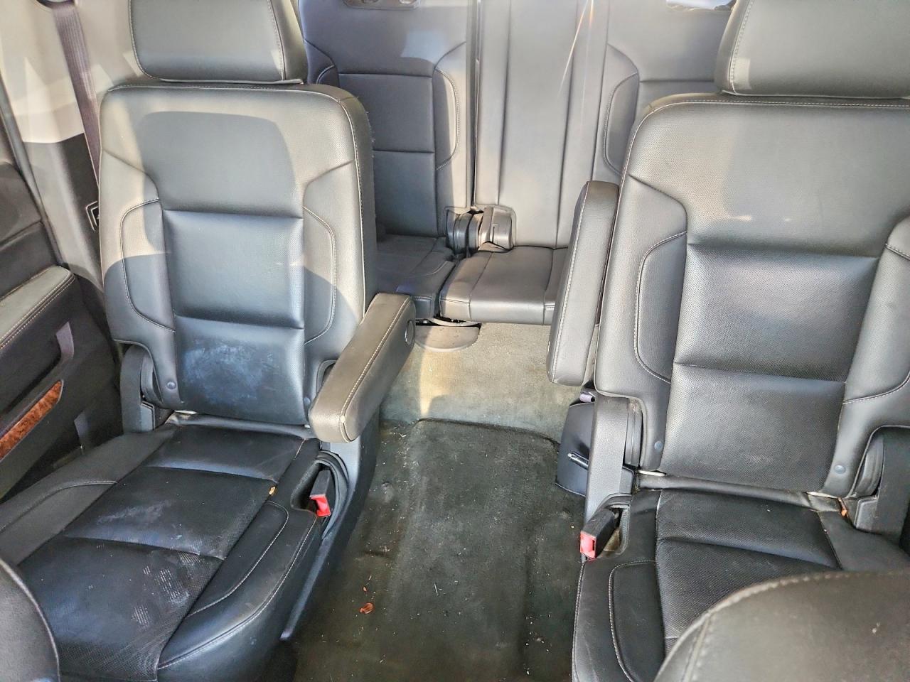 2015 Chevrolet Suburban C1500 Ltz Черный vin: 1GNSCKKC9FR263117