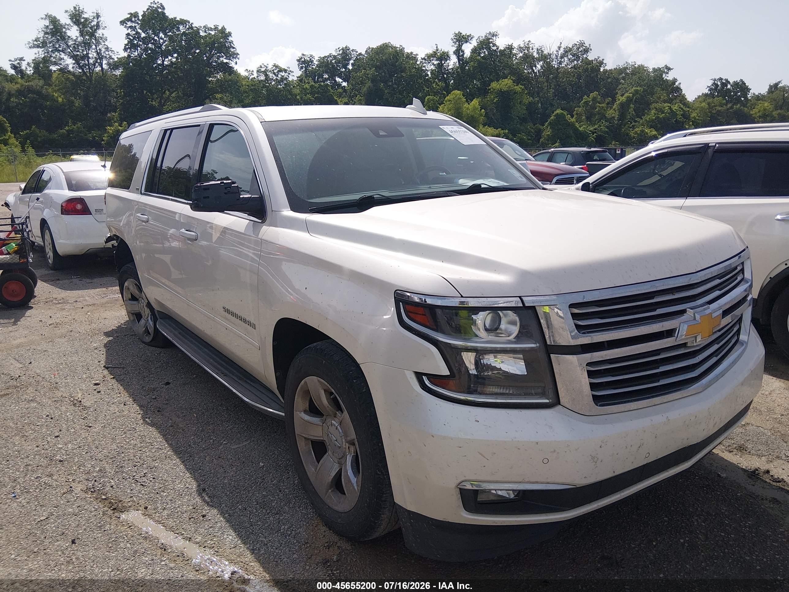 2015 Chevrolet Suburban Ltz Cream vin: 1GNSCKKC9FR722579