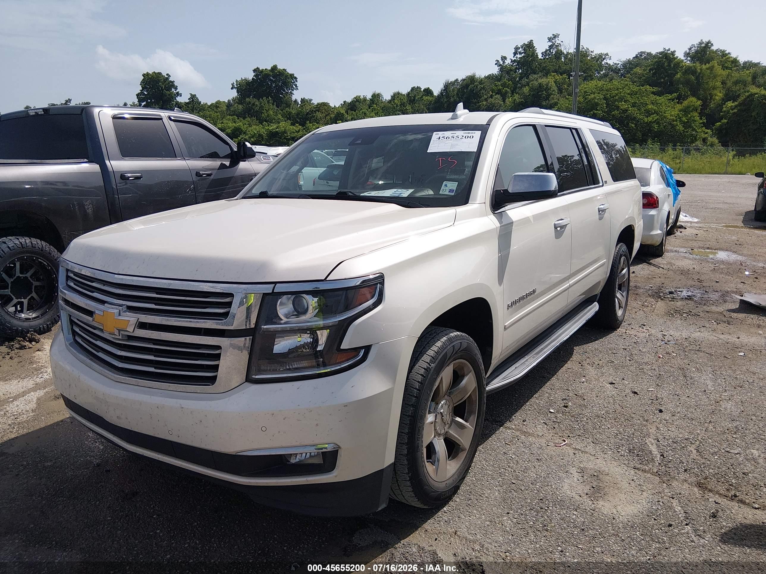 2015 Chevrolet Suburban Ltz Cream vin: 1GNSCKKC9FR722579