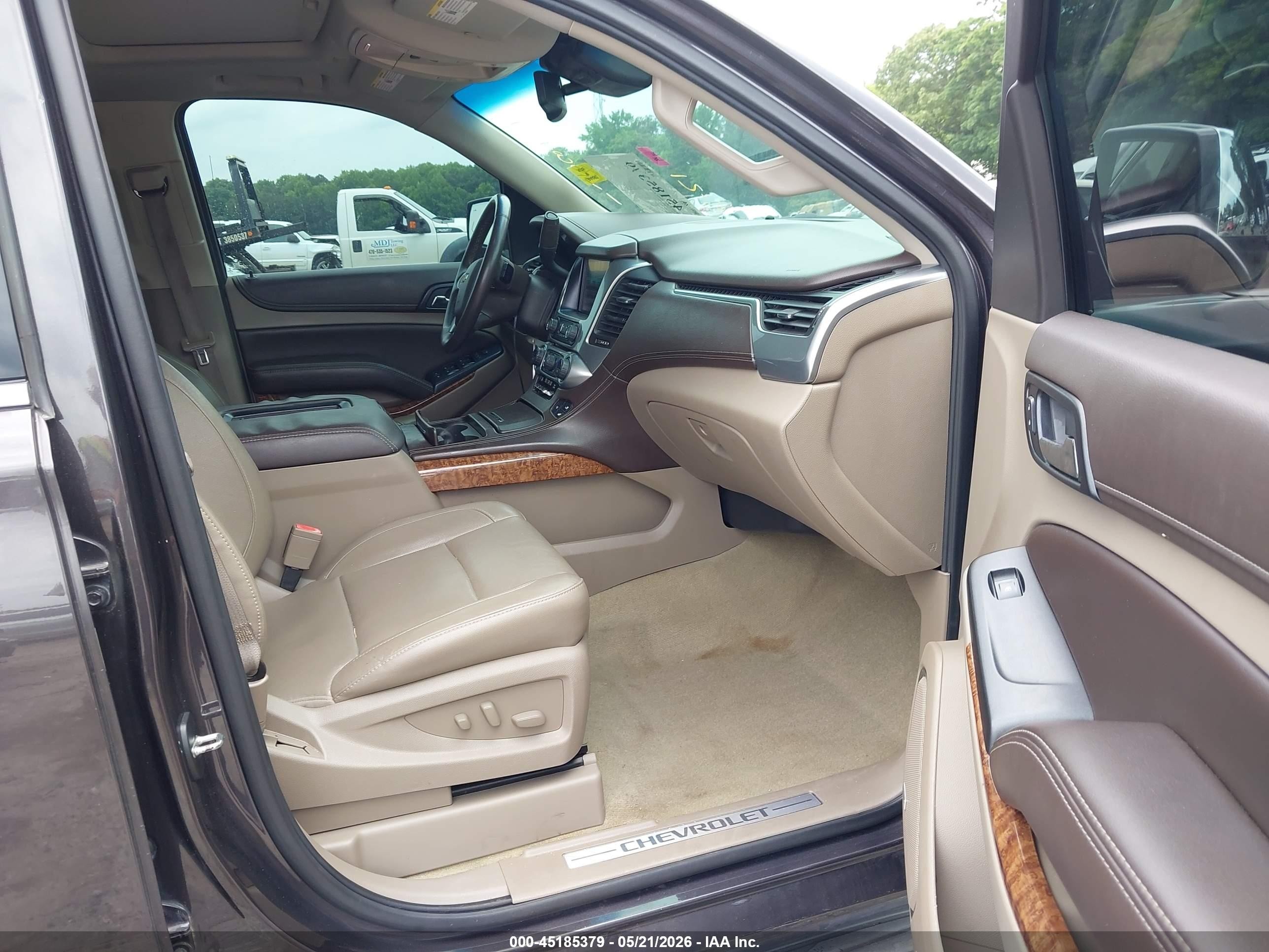 2015 Chevrolet Suburban 1500 Ltz Black vin: 1GNSCKKC9FR743271