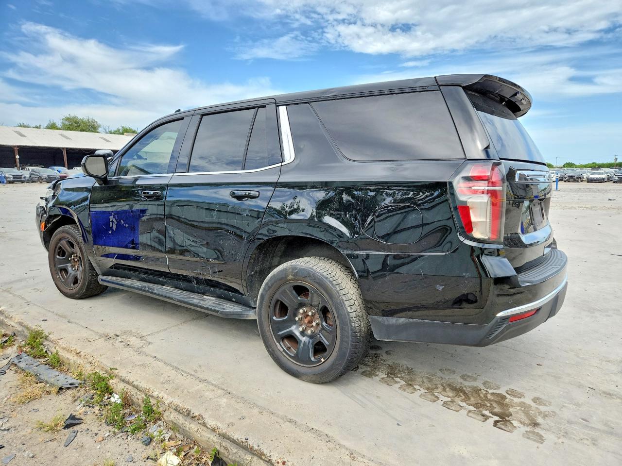 2022 Chevrolet Tahoe C1500 Black vin: 1GNSCLED3NR266460
