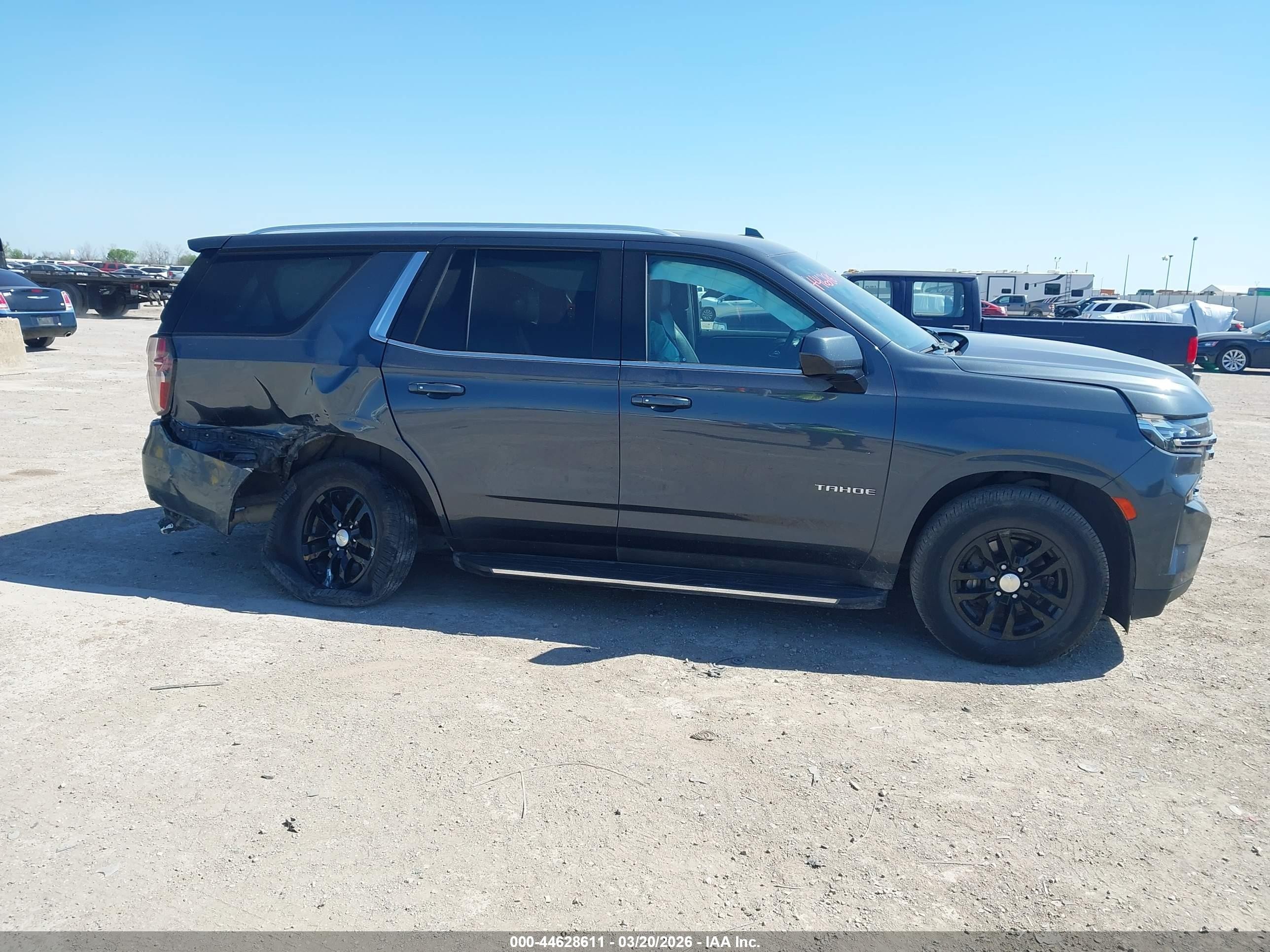 2021 Chevrolet Tahoe 2wd Lt Серый vin: 1GNSCNKD1MR266701