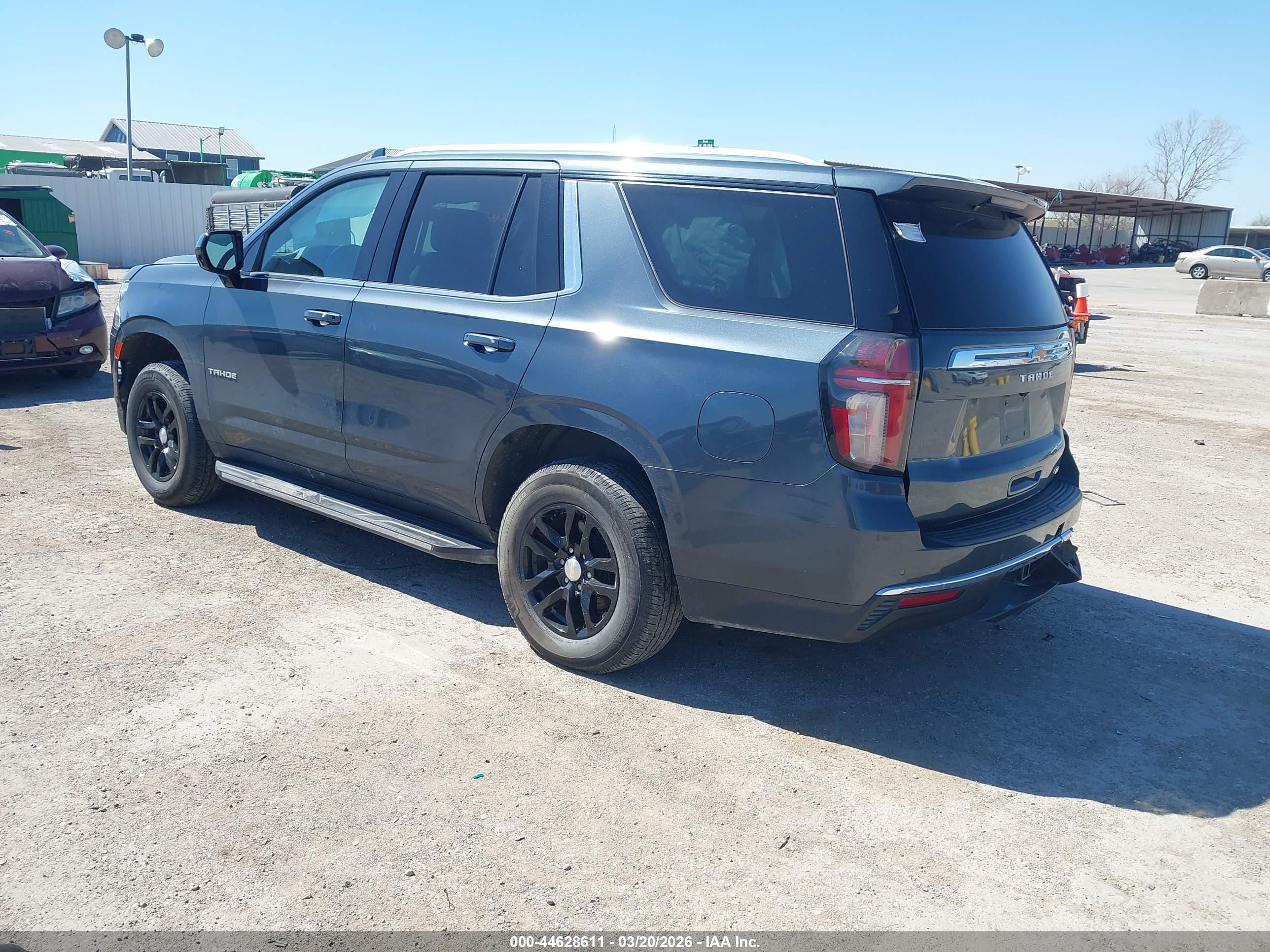 2021 Chevrolet Tahoe 2wd Lt Серый vin: 1GNSCNKD1MR266701