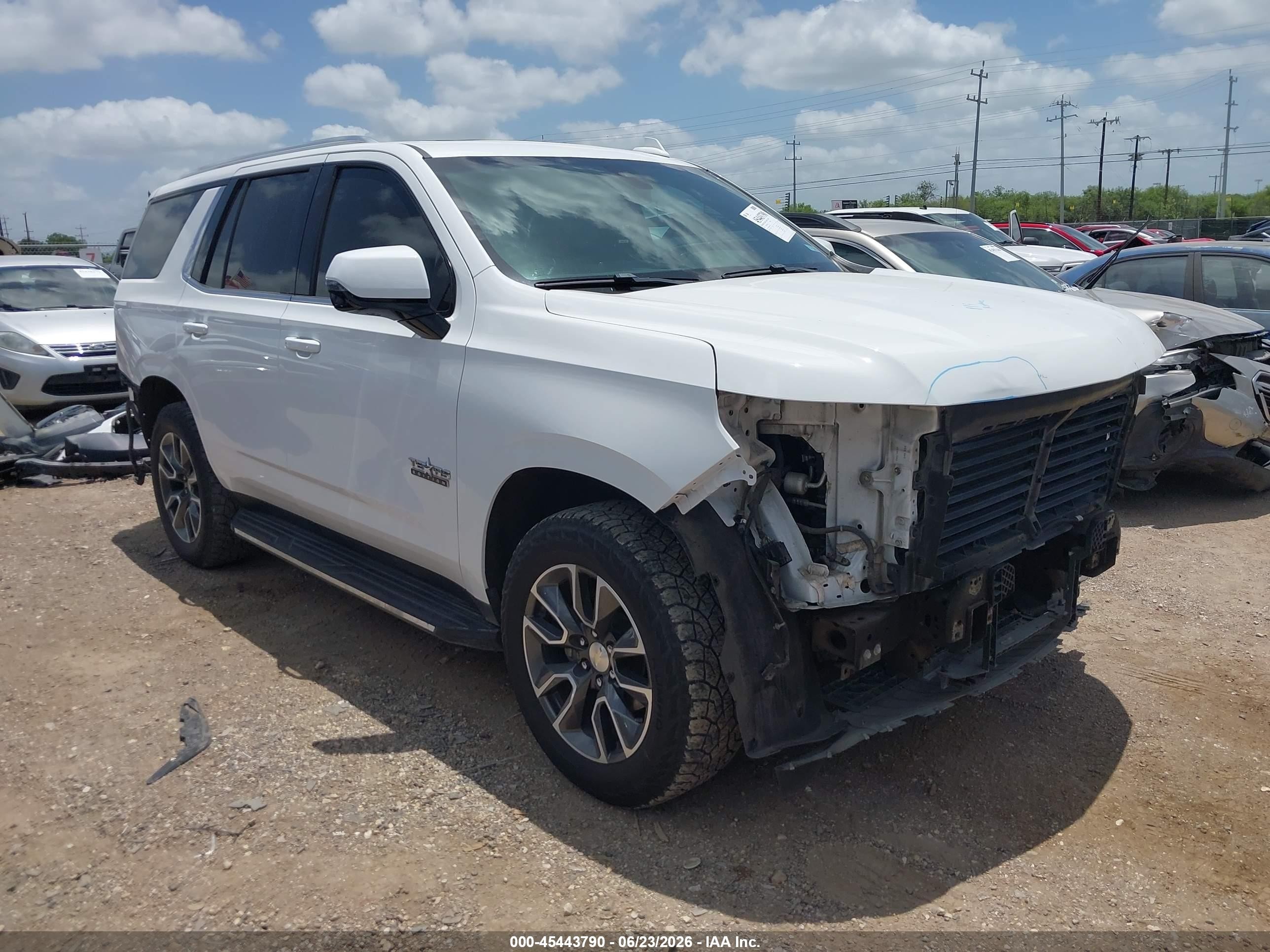 2021 Chevrolet Tahoe 2wd Lt White vin: 1GNSCNKD2MR243718