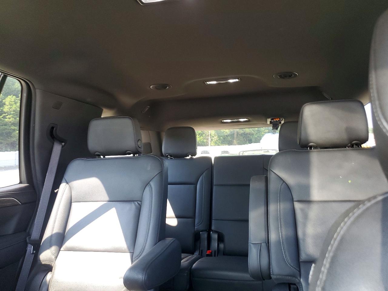 2021 Chevrolet Tahoe C1500 Lt Silver vin: 1GNSCNKD6MR480793