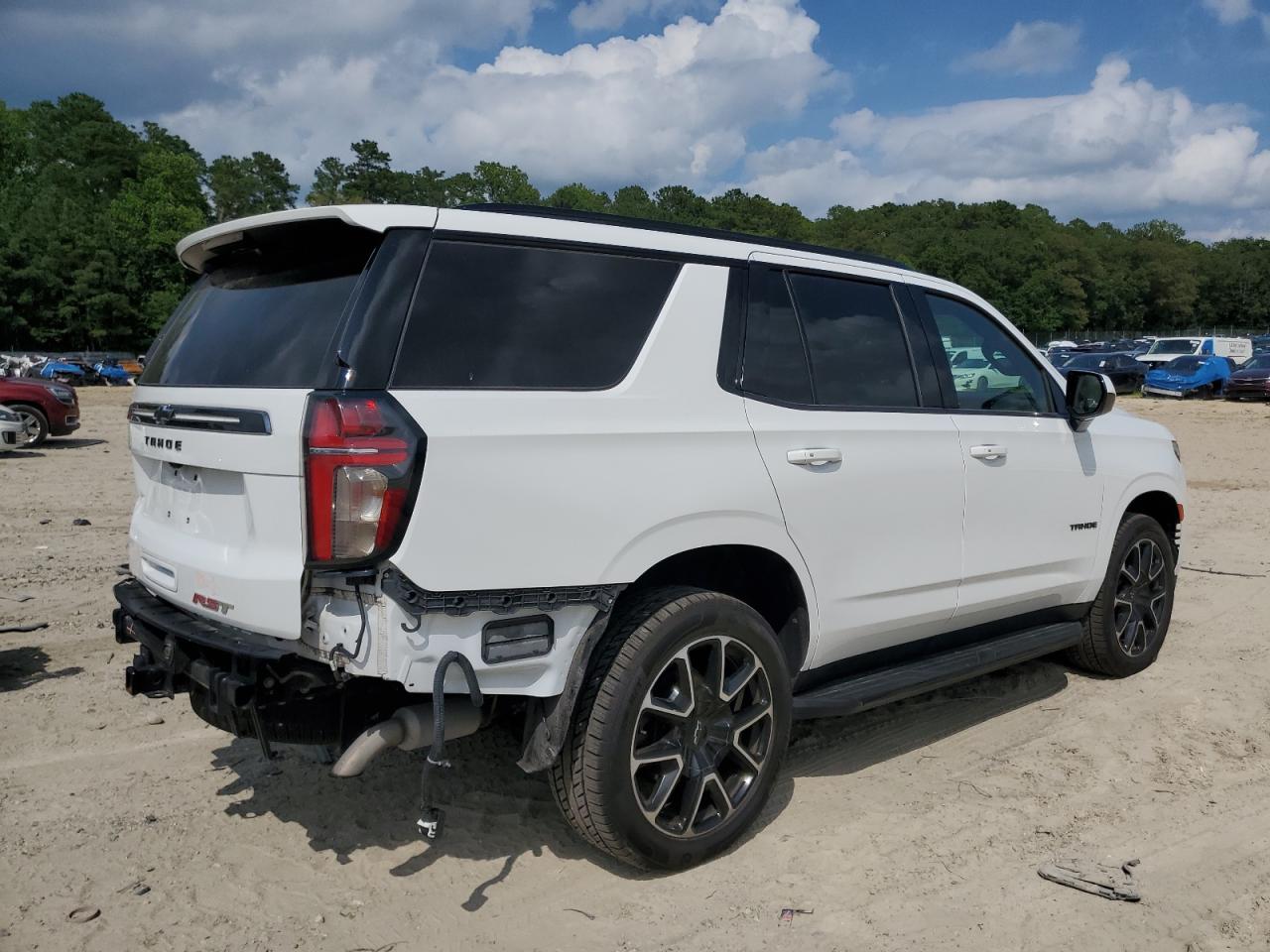 2021 Chevrolet Tahoe C1500 Rst White vin: 1GNSCRKD3MR408408