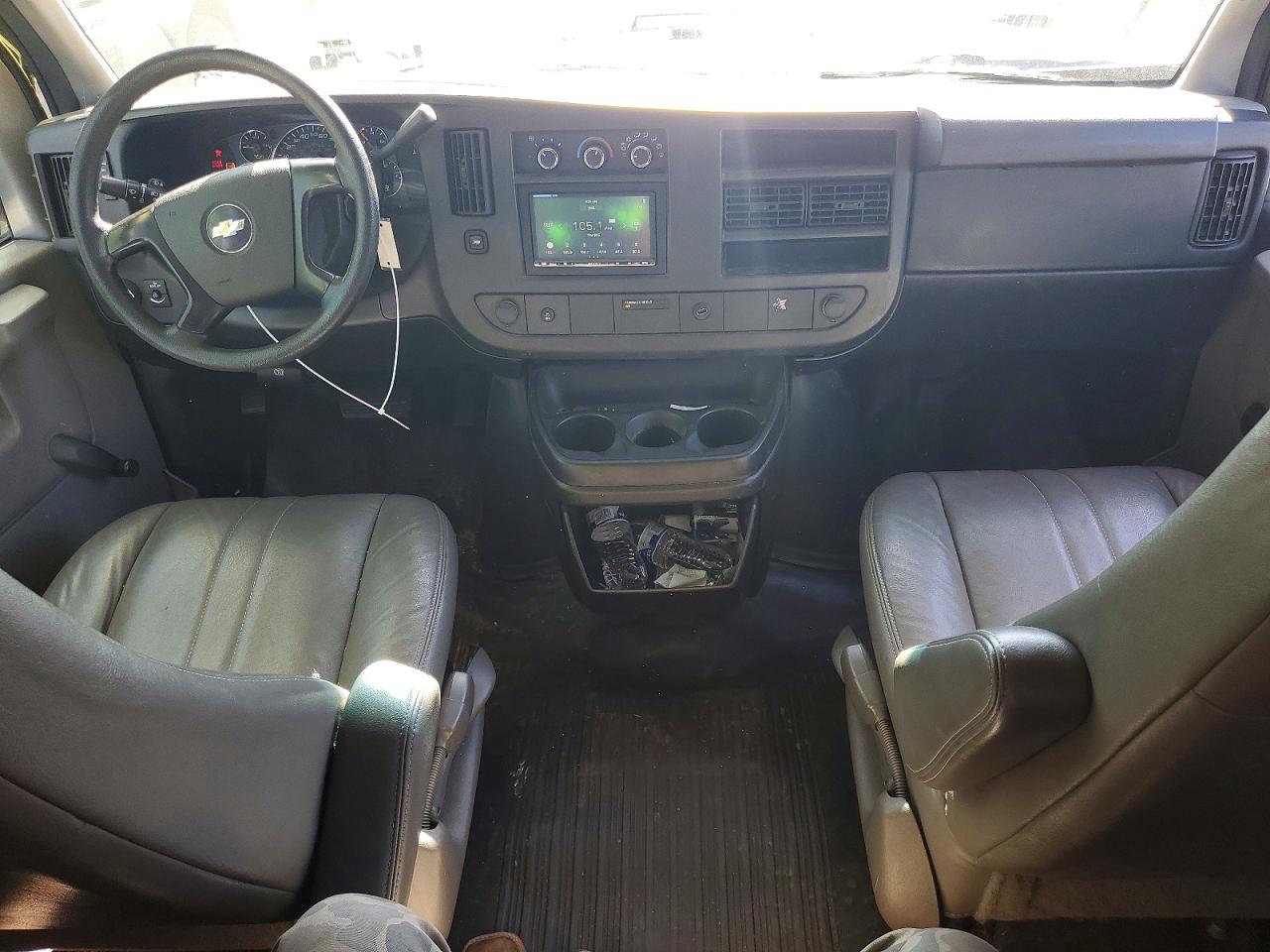 2012 Chevrolet Express G1500 Ls Зеленый vin: 1GNSGBF43C1187055