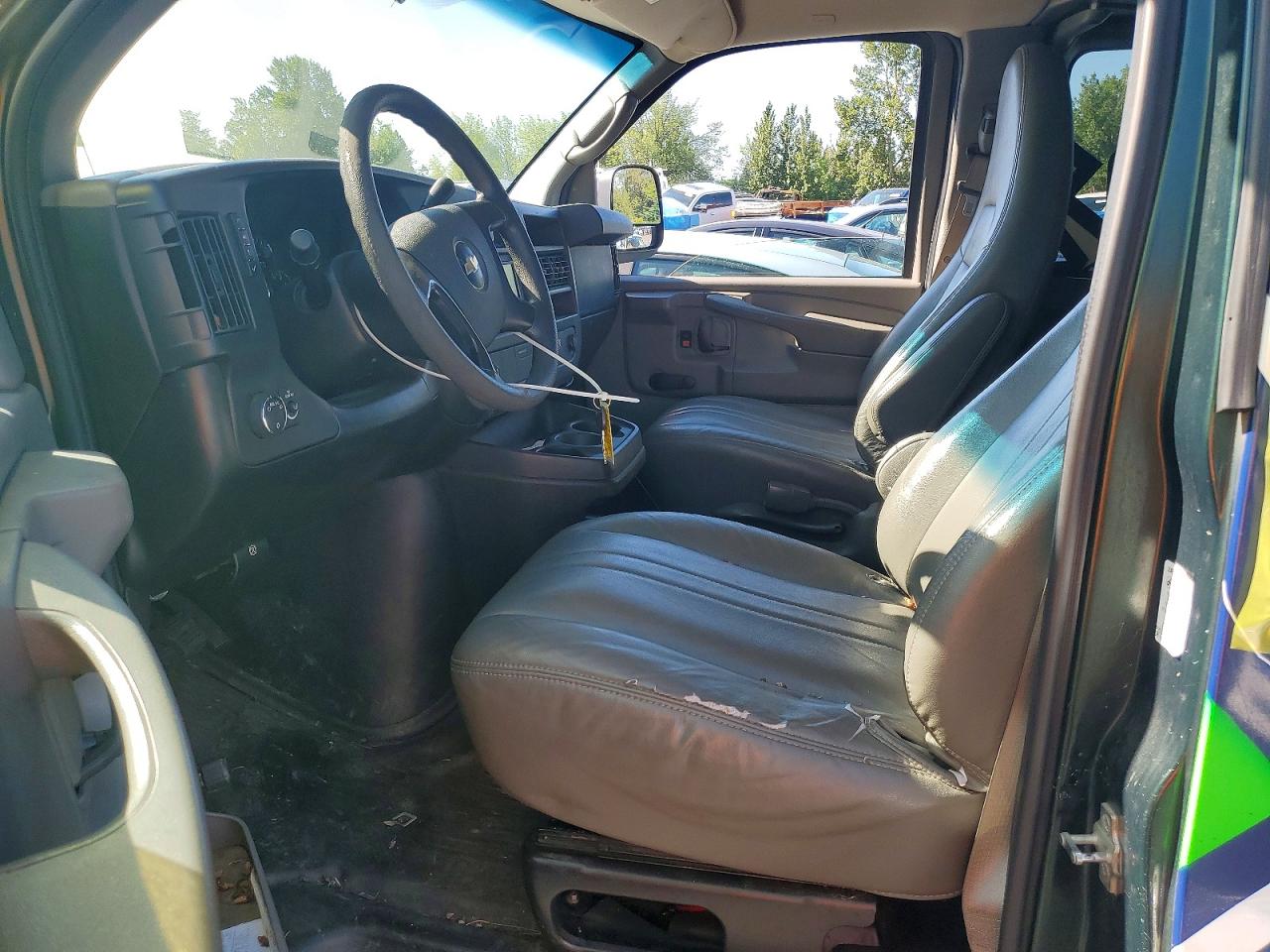 2012 Chevrolet Express G1500 Ls Зеленый vin: 1GNSGBF43C1187055