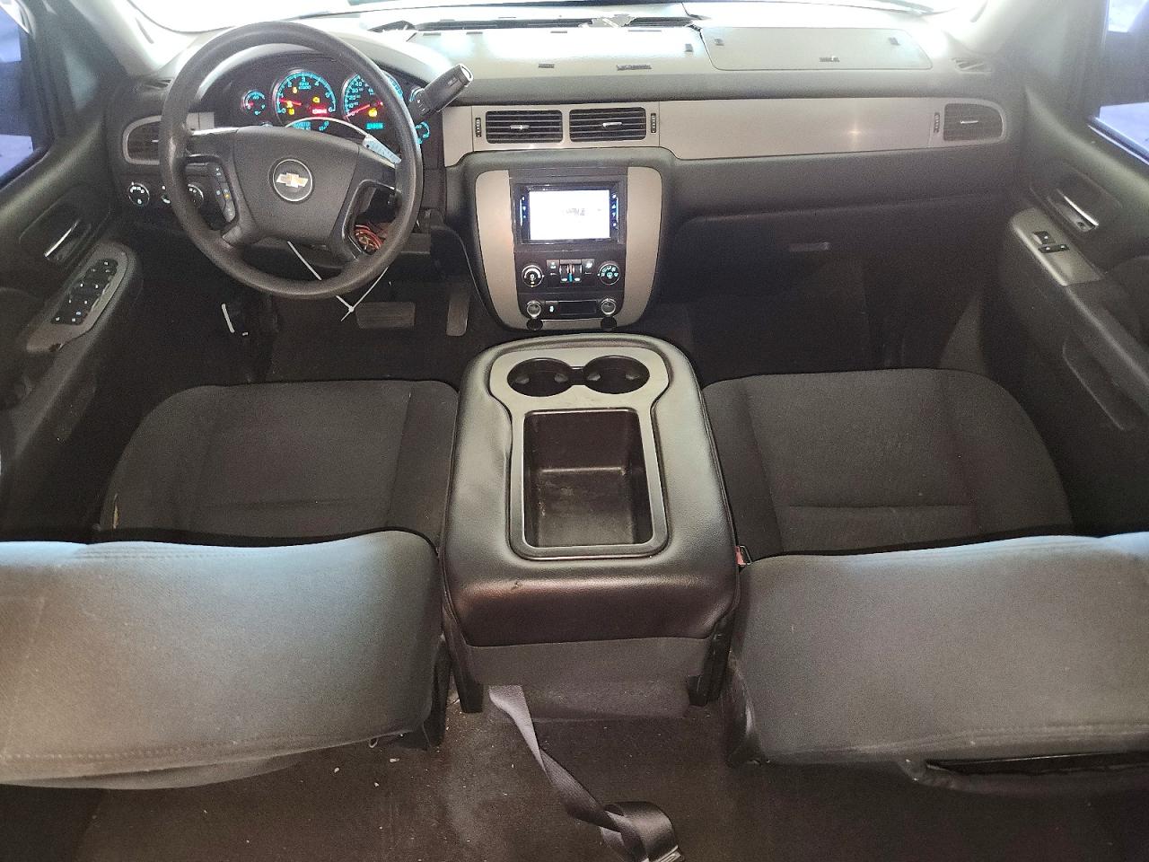 2013 Chevrolet Tahoe Special White vin: 1GNSK2E02DR346924