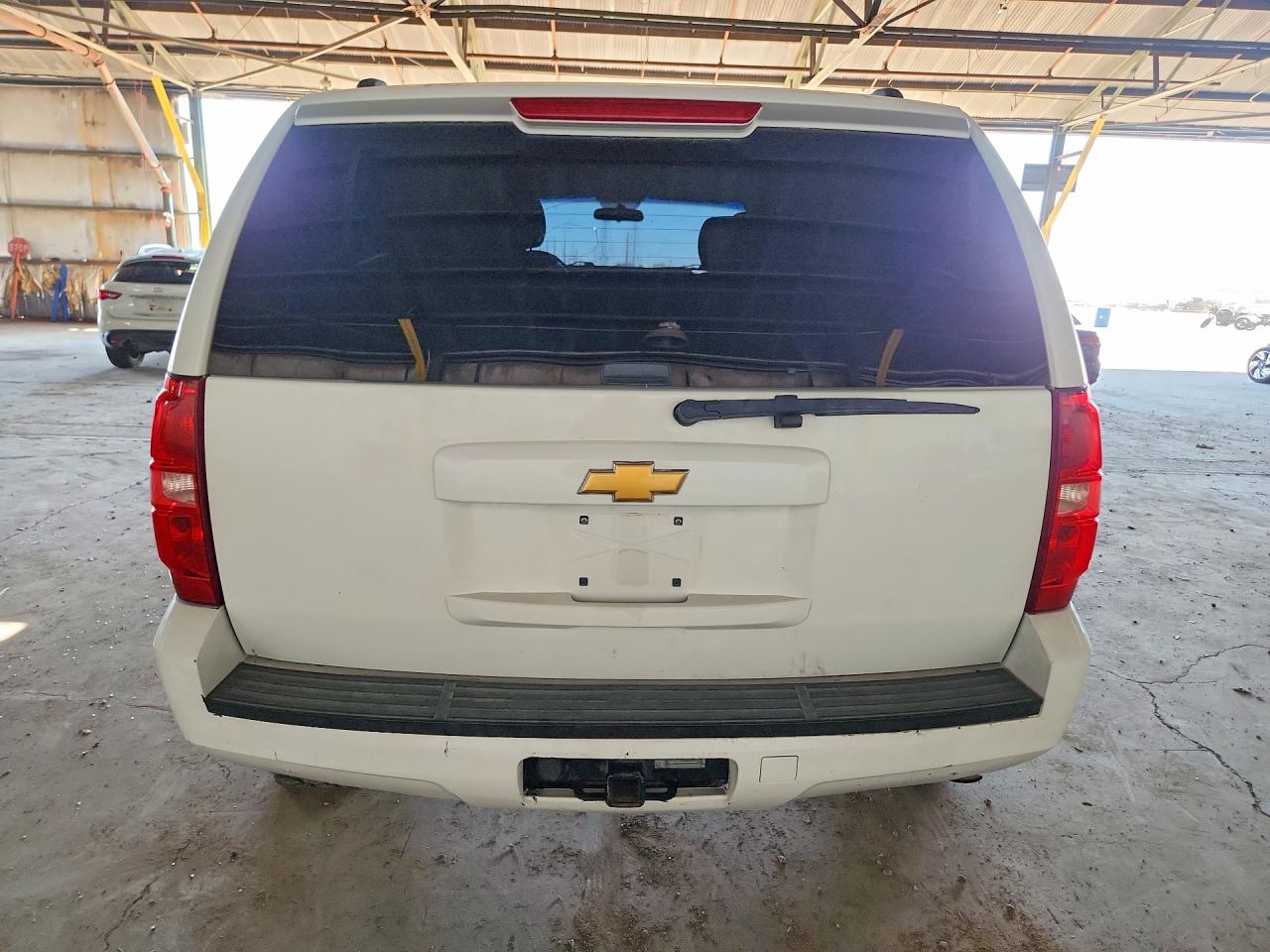 2013 Chevrolet Tahoe Special White vin: 1GNSK2E02DR346924