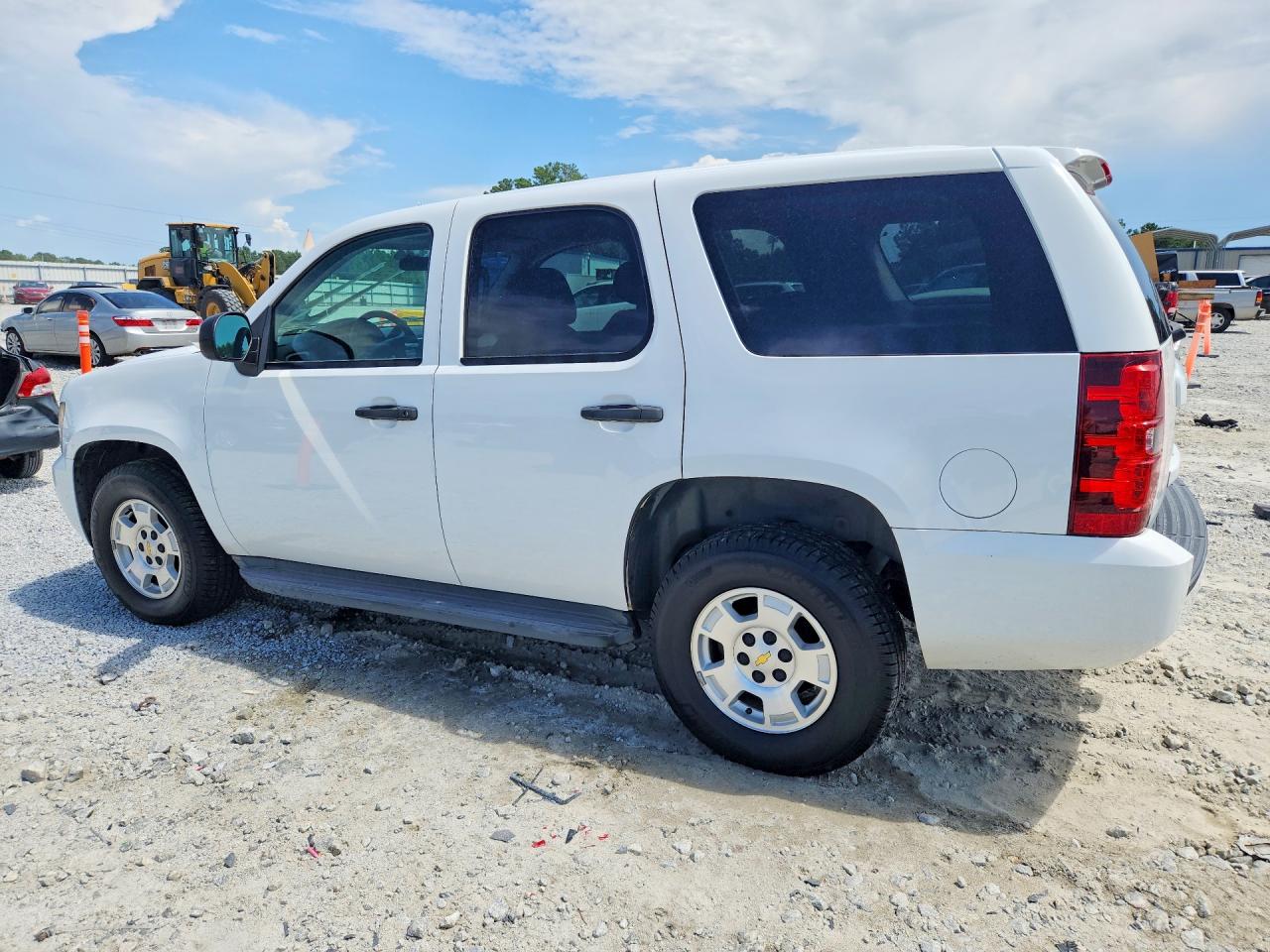 2014 Chevrolet Tahoe Special White vin: 1GNSK2E02ER172113