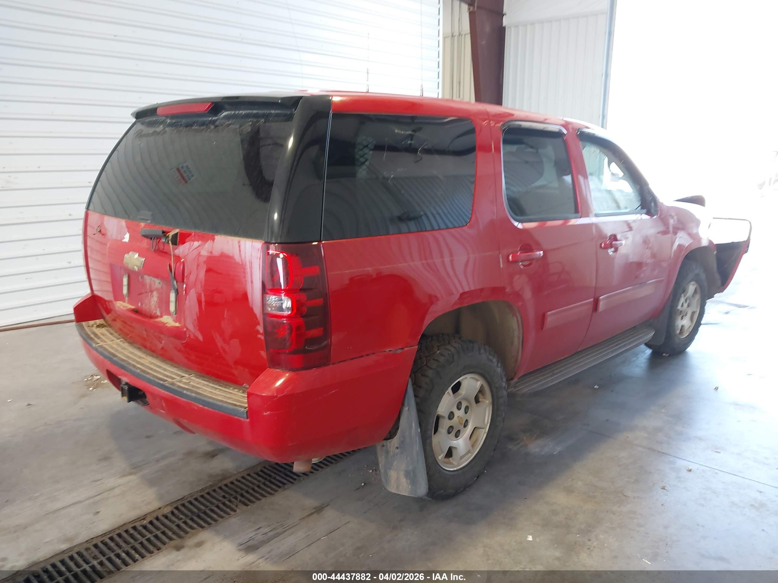 2011 Chevrolet Tahoe Special Red vin: 1GNSK2E04BR320564