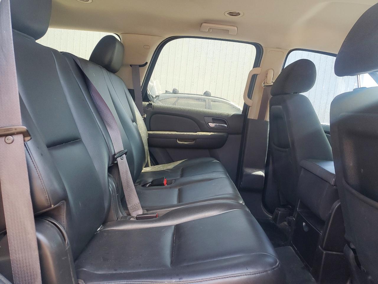 2014 Chevrolet Tahoe Special Black vin: 1GNSK2E04ER180116