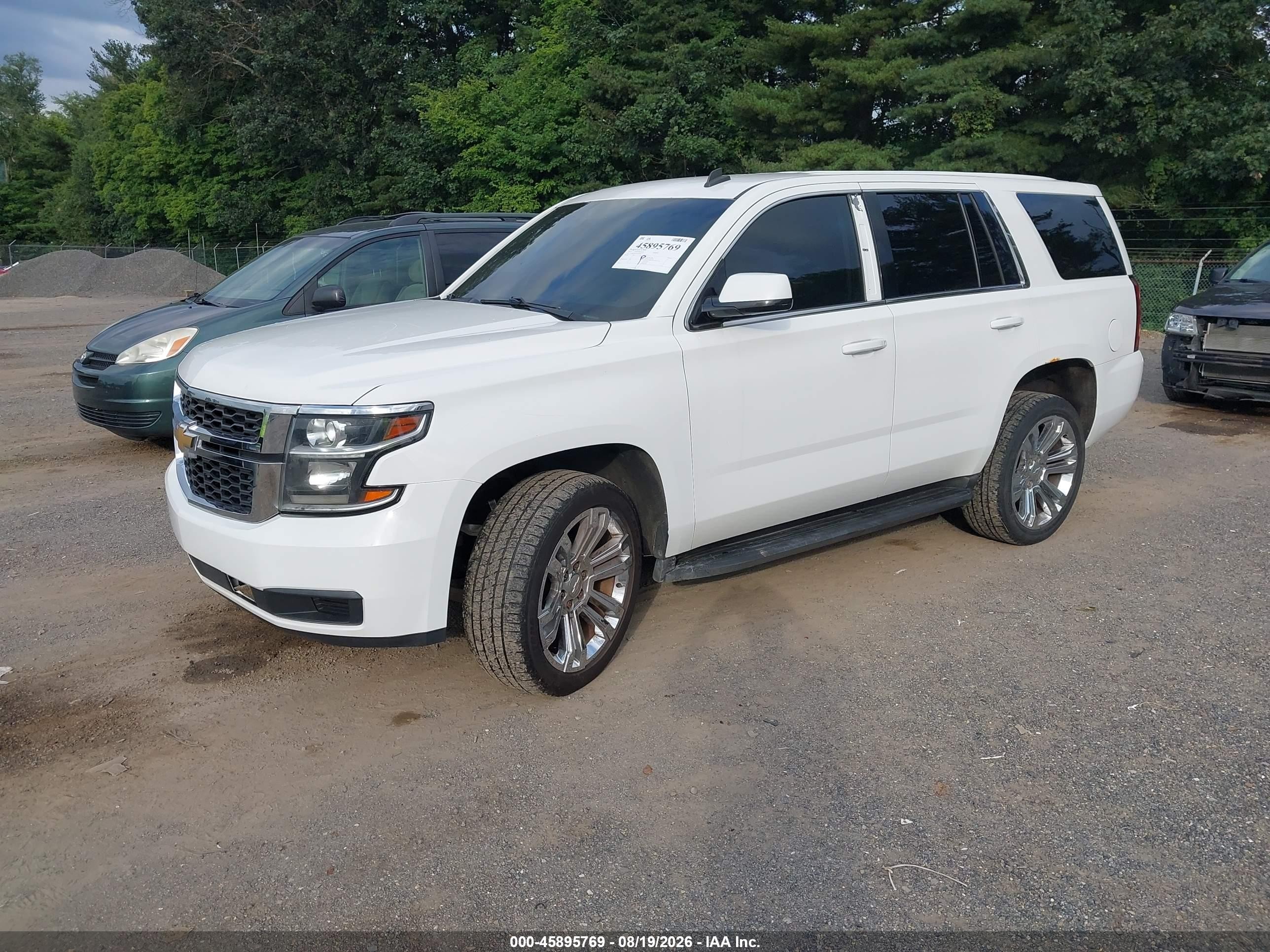 2015 Chevrolet Tahoe Commercial White vin: 1GNSK3EC6FR306090