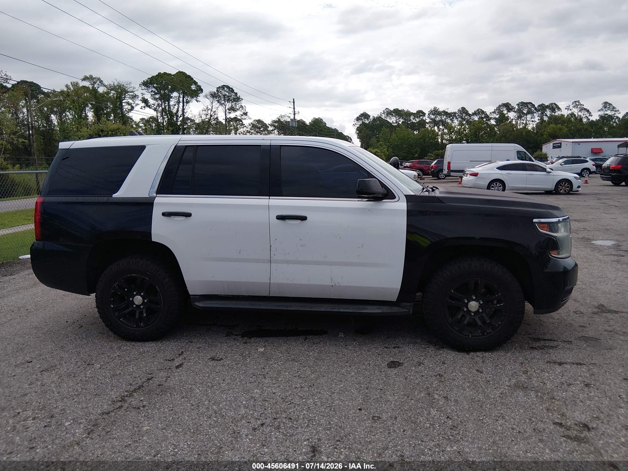 2015 Chevrolet Tahoe Commercial Fleet Черный vin: 1GNSK3KC6FR280305