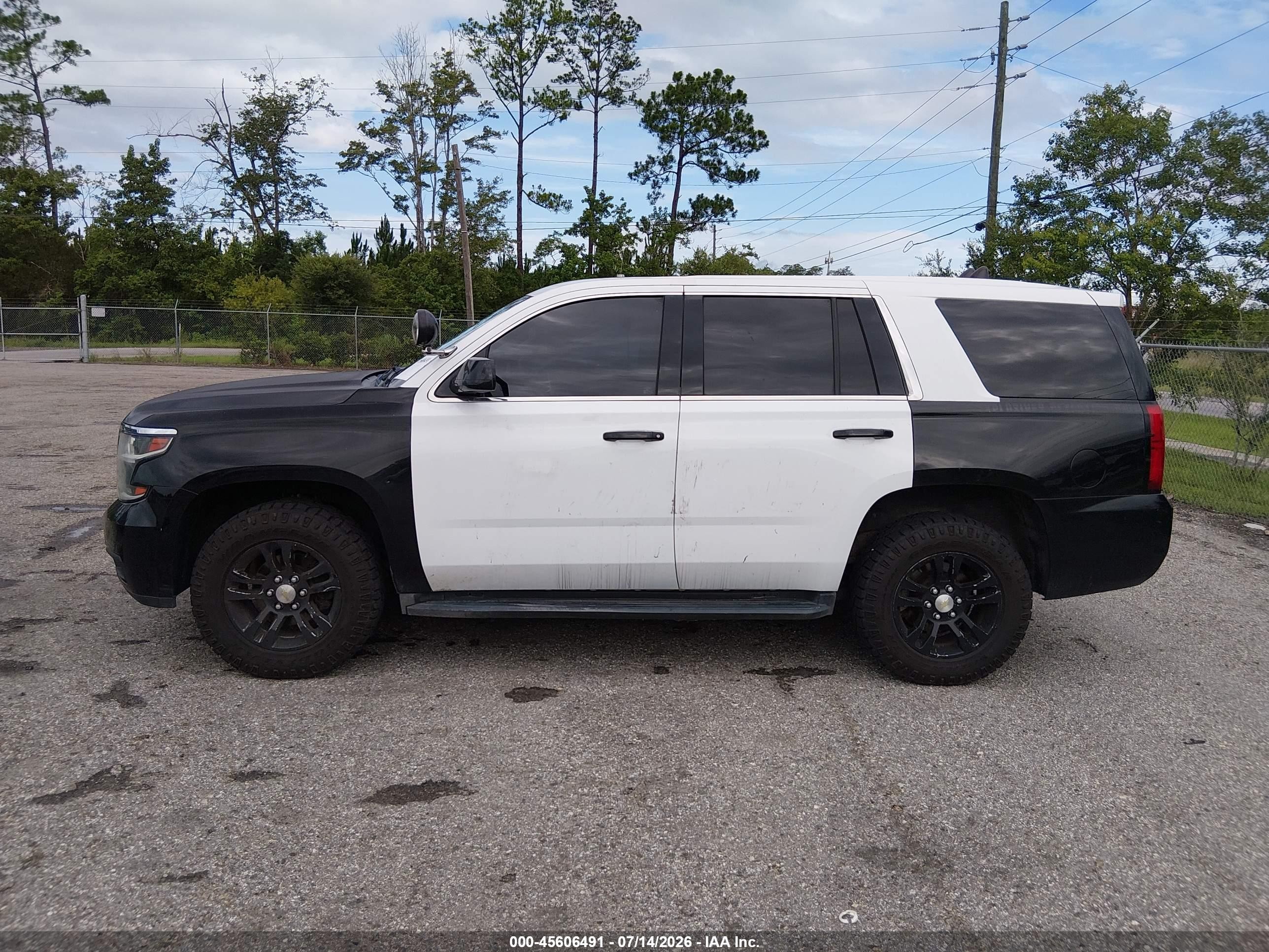 2015 Chevrolet Tahoe Commercial Fleet Черный vin: 1GNSK3KC6FR280305