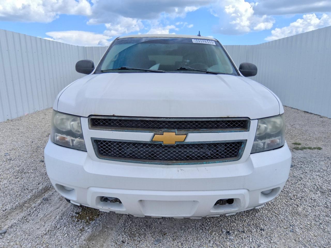 2013 Chevrolet Suburban K1500 White vin: 1GNSK5E7XDR269704