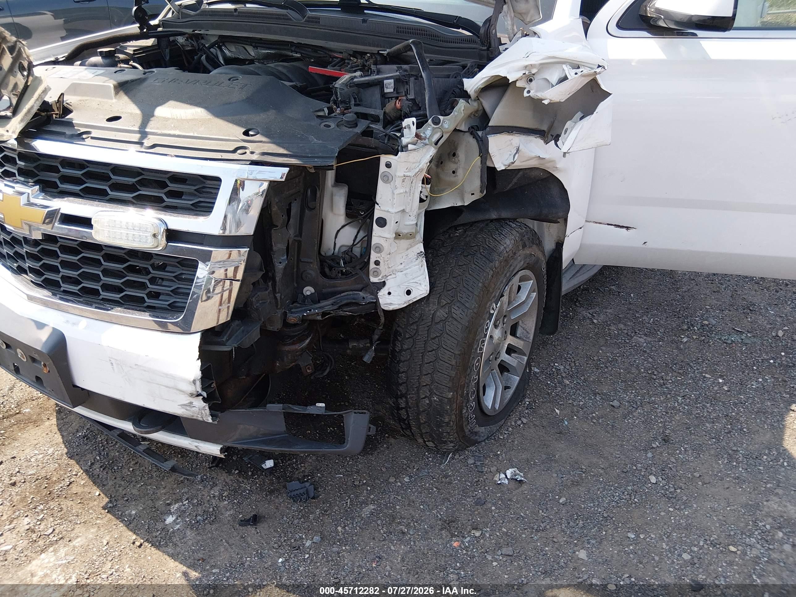 2015 Chevrolet Suburban Commercial White vin: 1GNSK5KCXFR260831