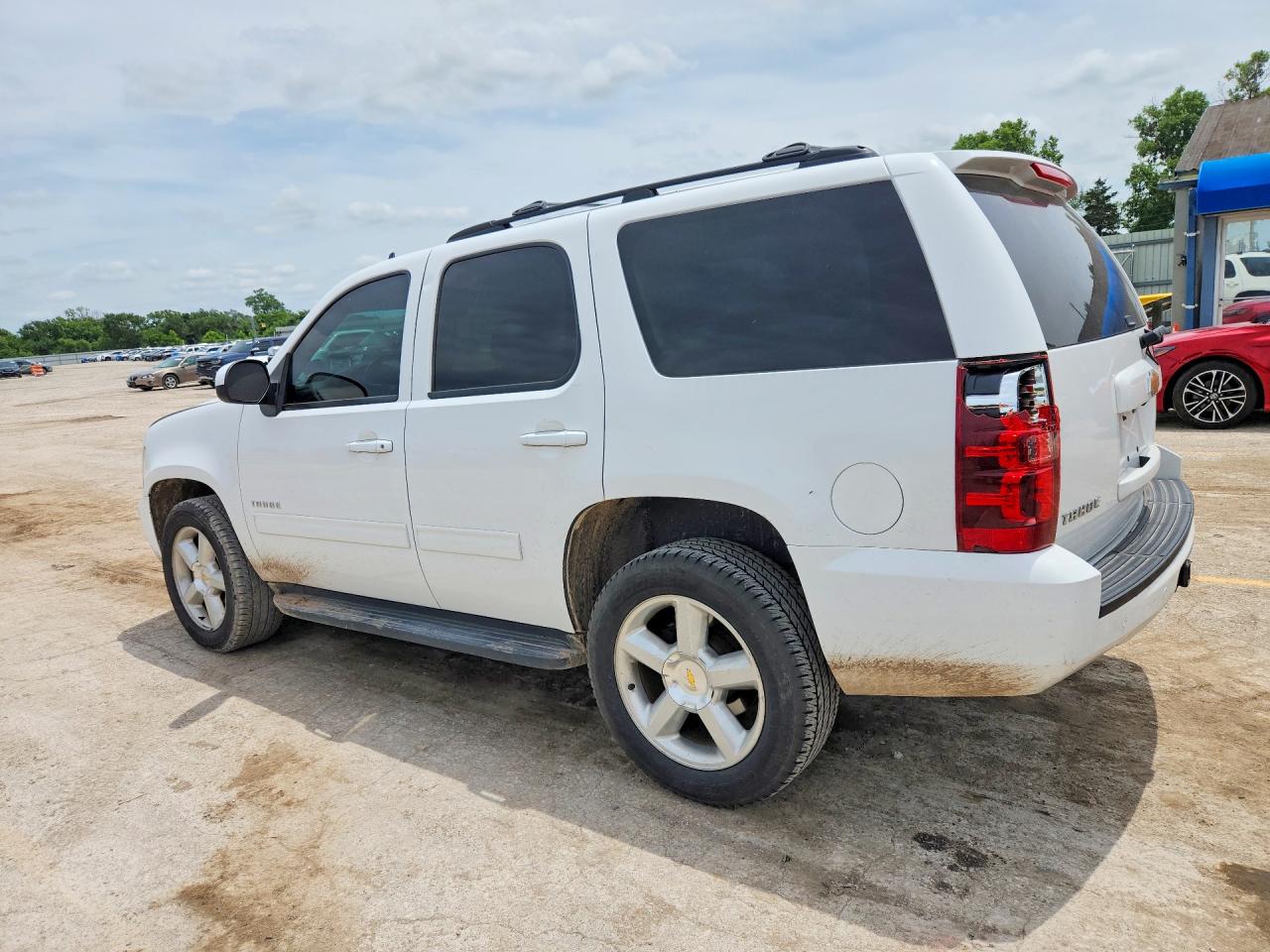 2013 Chevrolet Tahoe K1500 Ls White vin: 1GNSKAE00DR328867