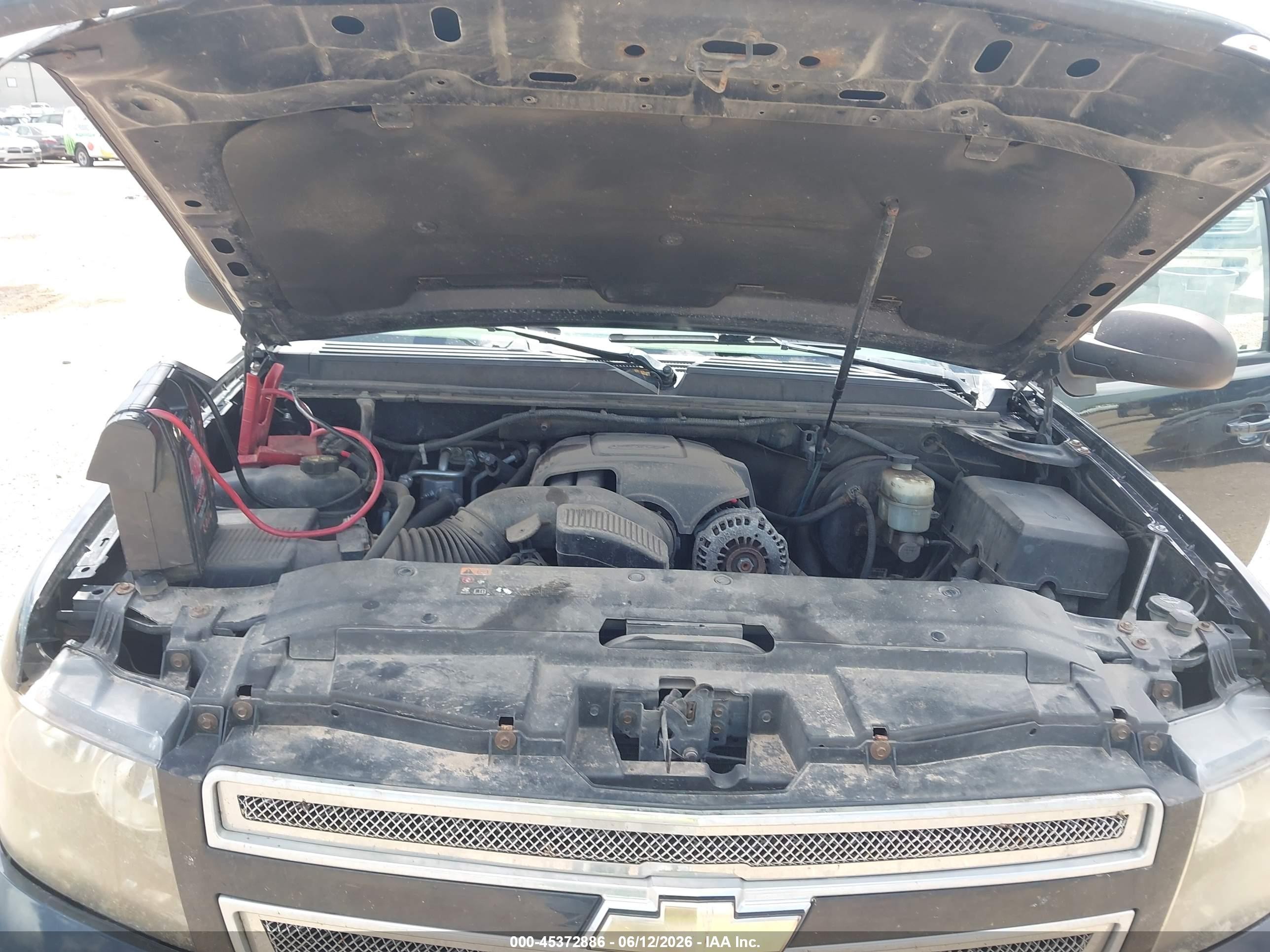 2011 Chevrolet Tahoe Ls Black vin: 1GNSKAE02BR353069