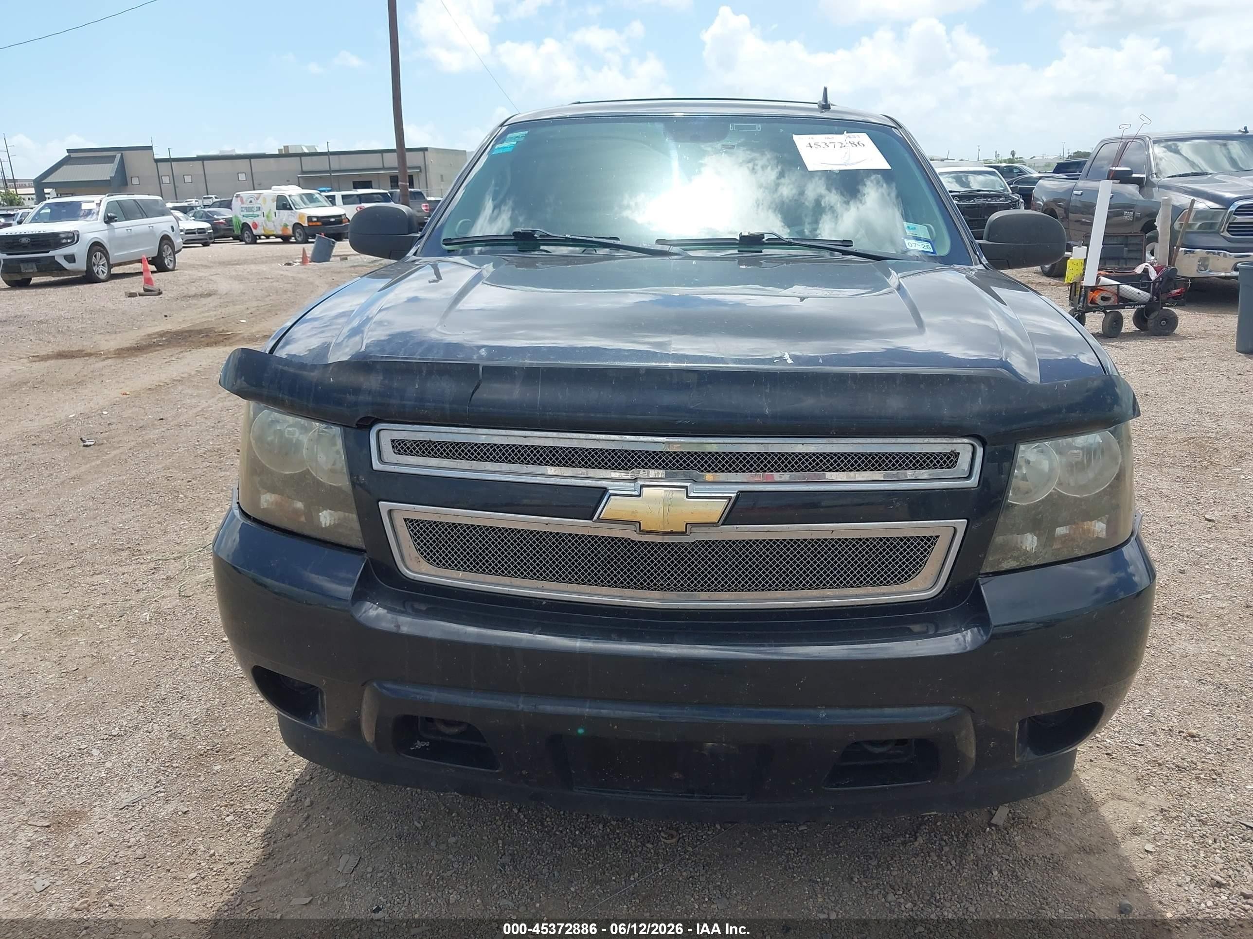 2011 Chevrolet Tahoe Ls Black vin: 1GNSKAE02BR353069