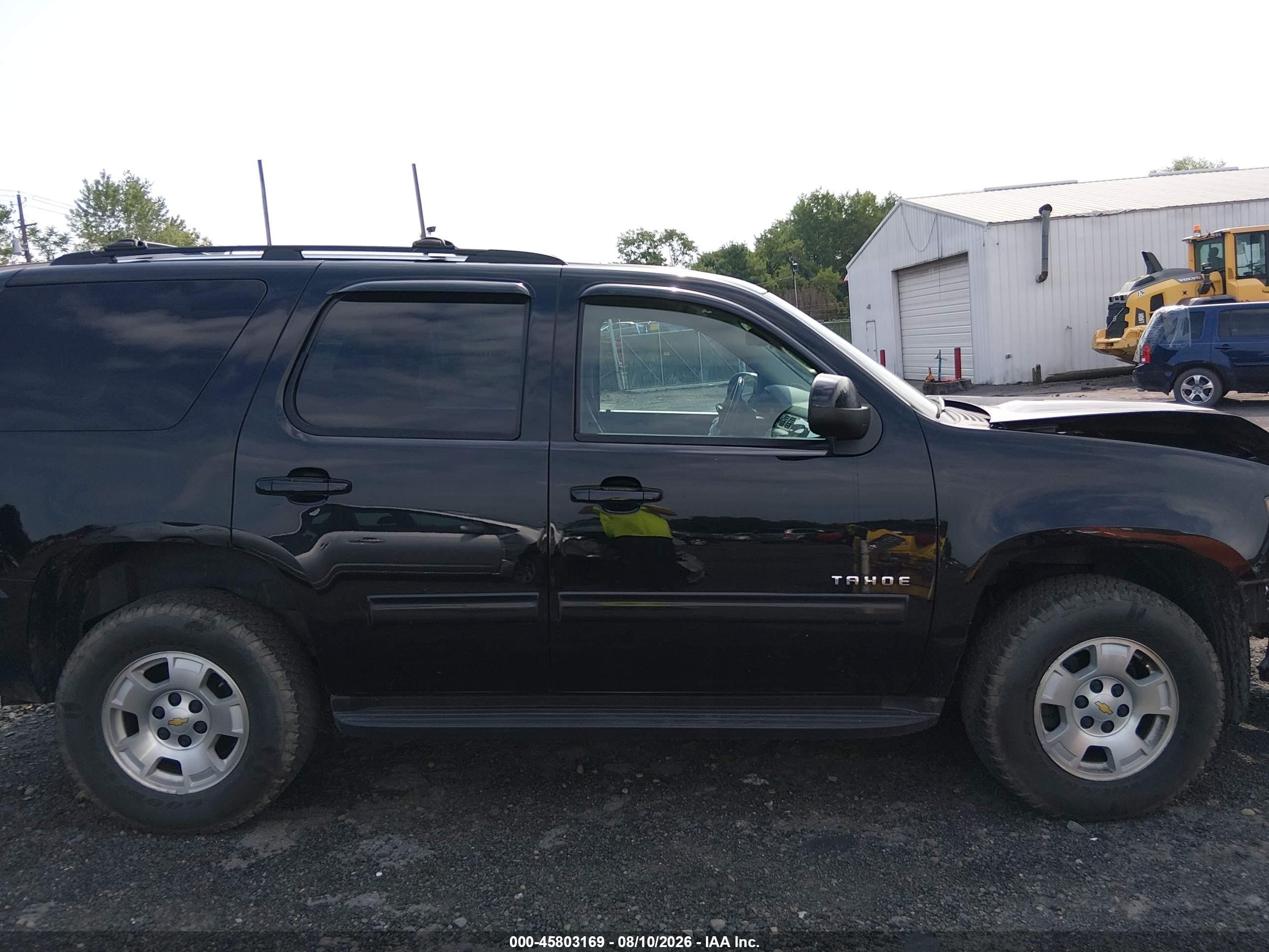 2011 Chevrolet Tahoe Ls Black vin: 1GNSKAE04BR393220