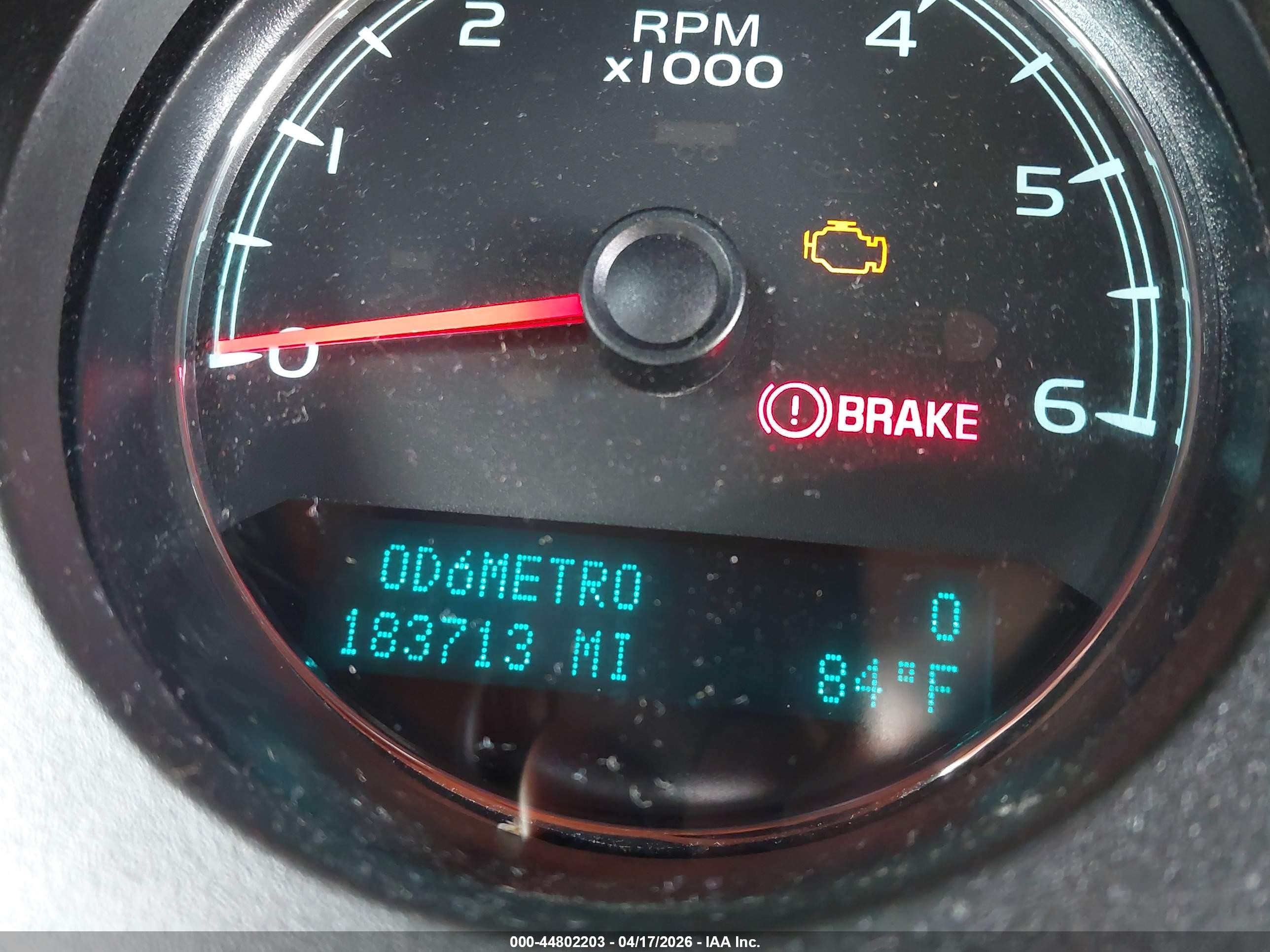 2013 Chevrolet Tahoe Ls White vin: 1GNSKAE05DR231566