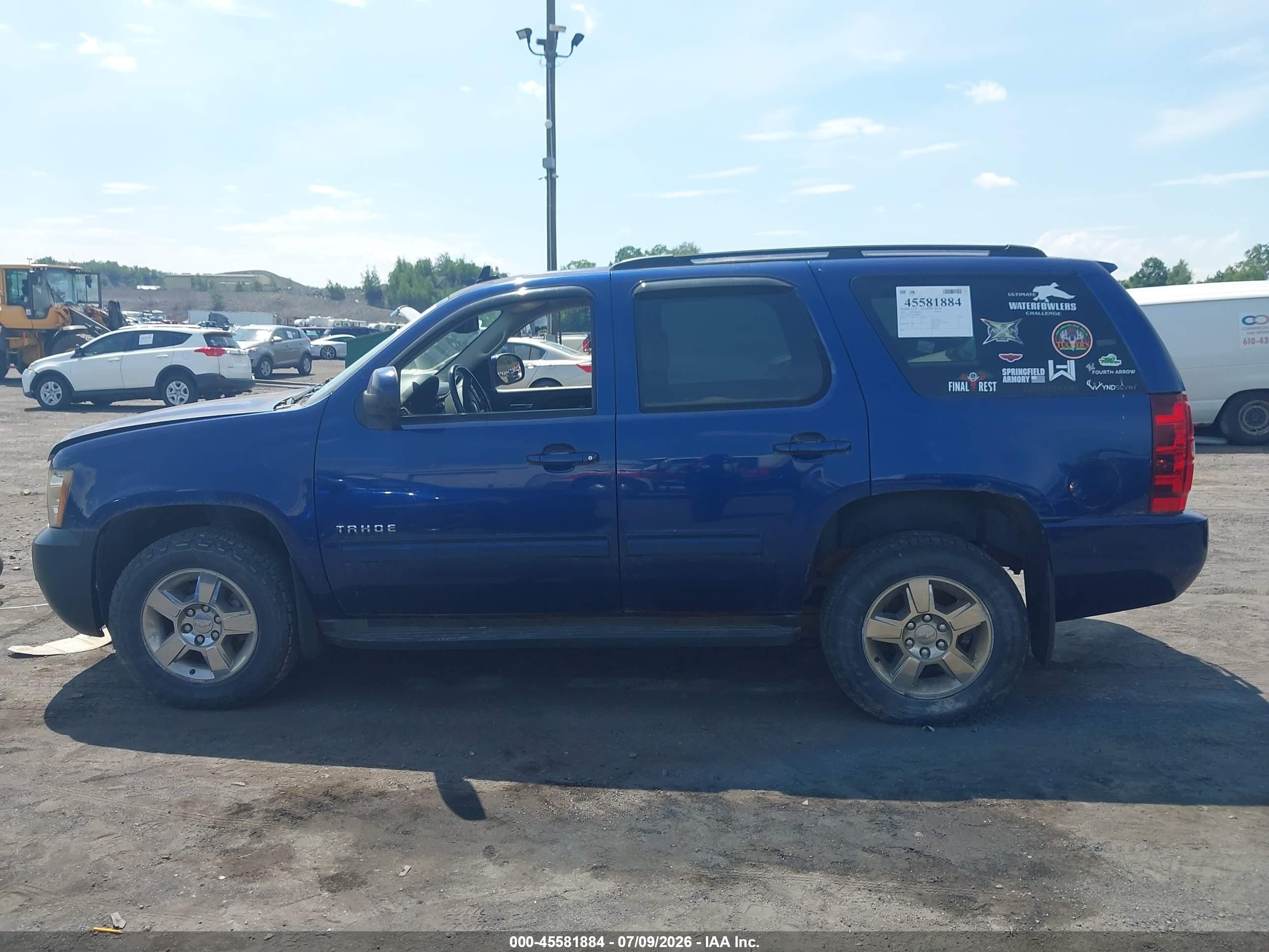 2012 Chevrolet Tahoe Ls Blue vin: 1GNSKAE06CR168203