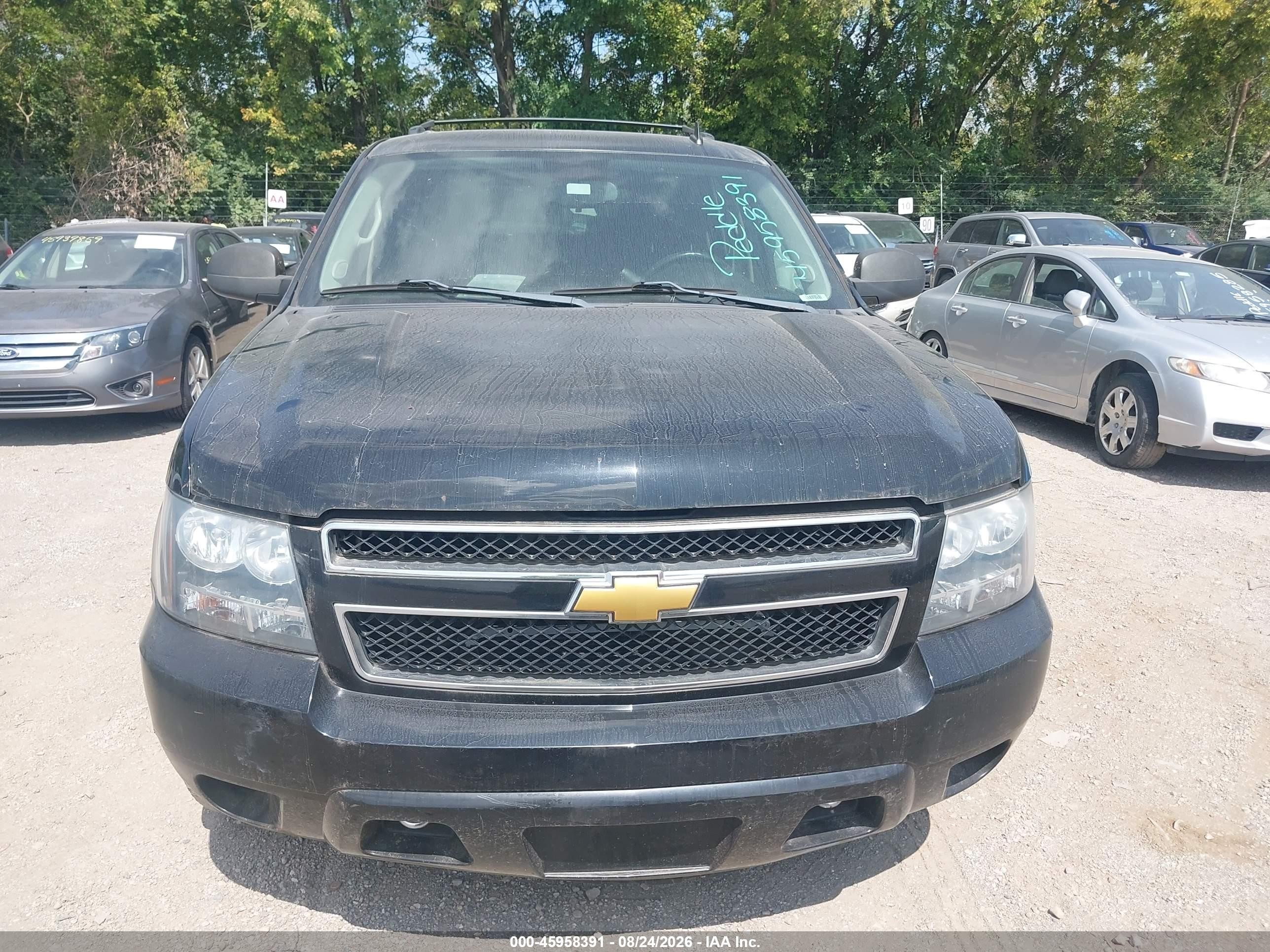 2013 Chevrolet Tahoe Ls Черный vin: 1GNSKAE06DR248554