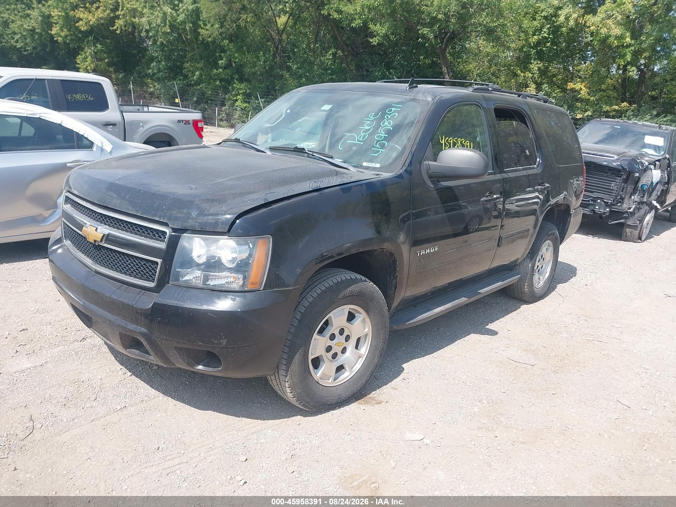 2013 Chevrolet Tahoe Ls Черный vin: 1GNSKAE06DR248554