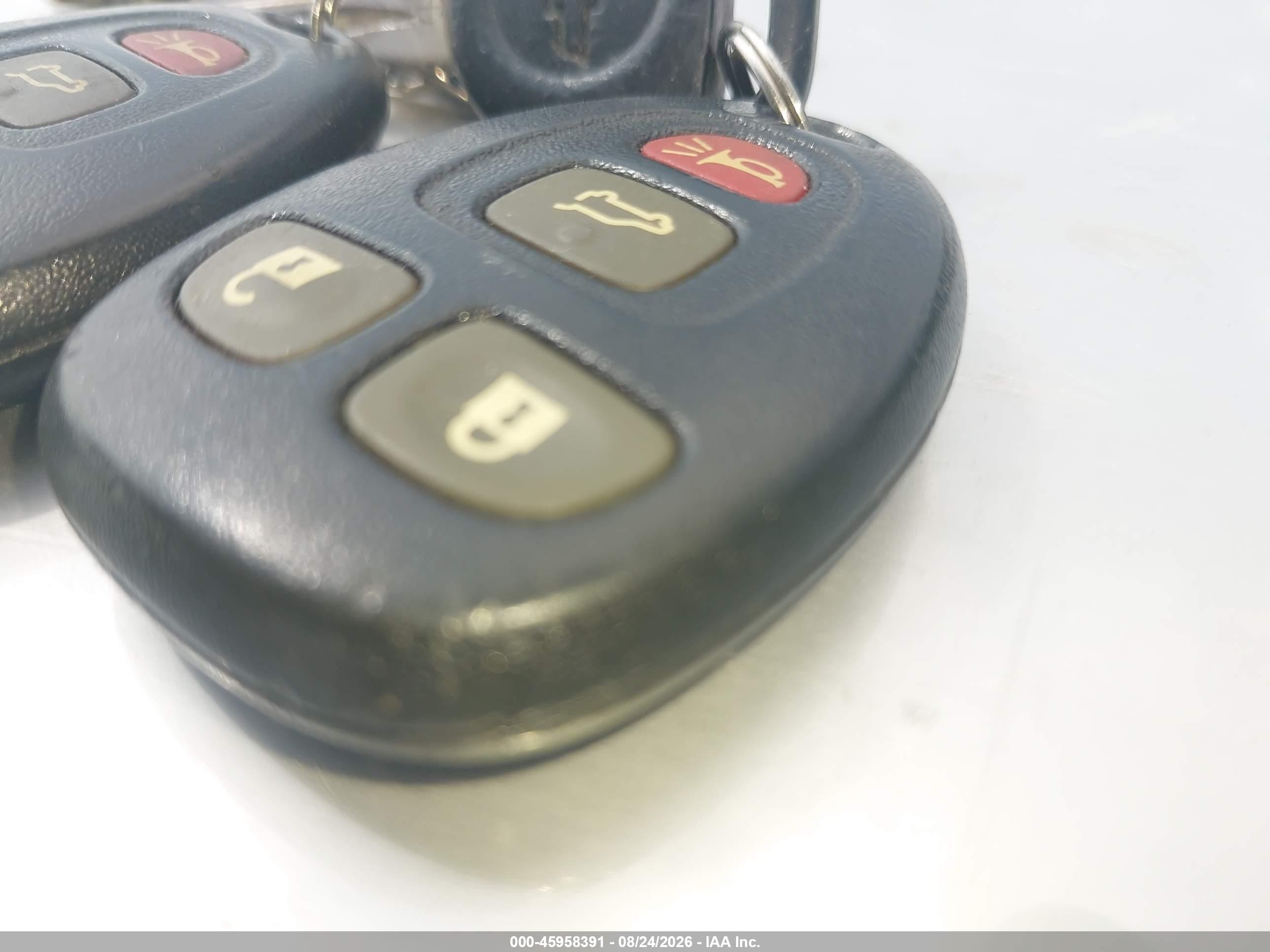 2013 Chevrolet Tahoe Ls Черный vin: 1GNSKAE06DR248554
