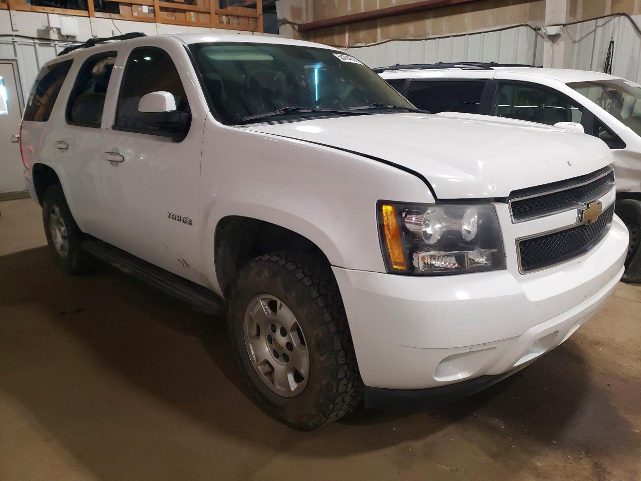 2012 Chevrolet Tahoe K1500 Ls White vin: 1GNSKAE07CR288446