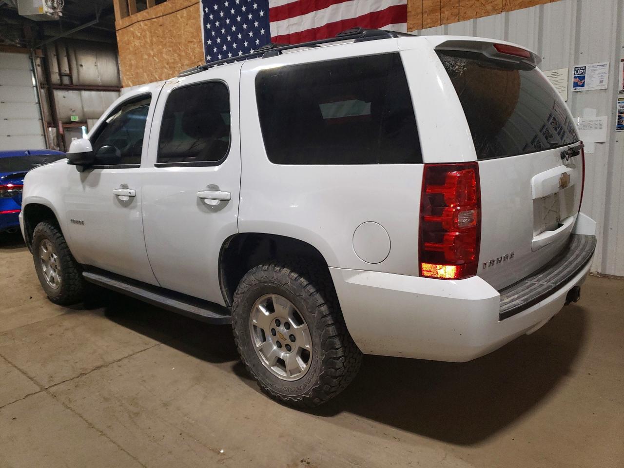 2012 Chevrolet Tahoe K1500 Ls White vin: 1GNSKAE07CR288446