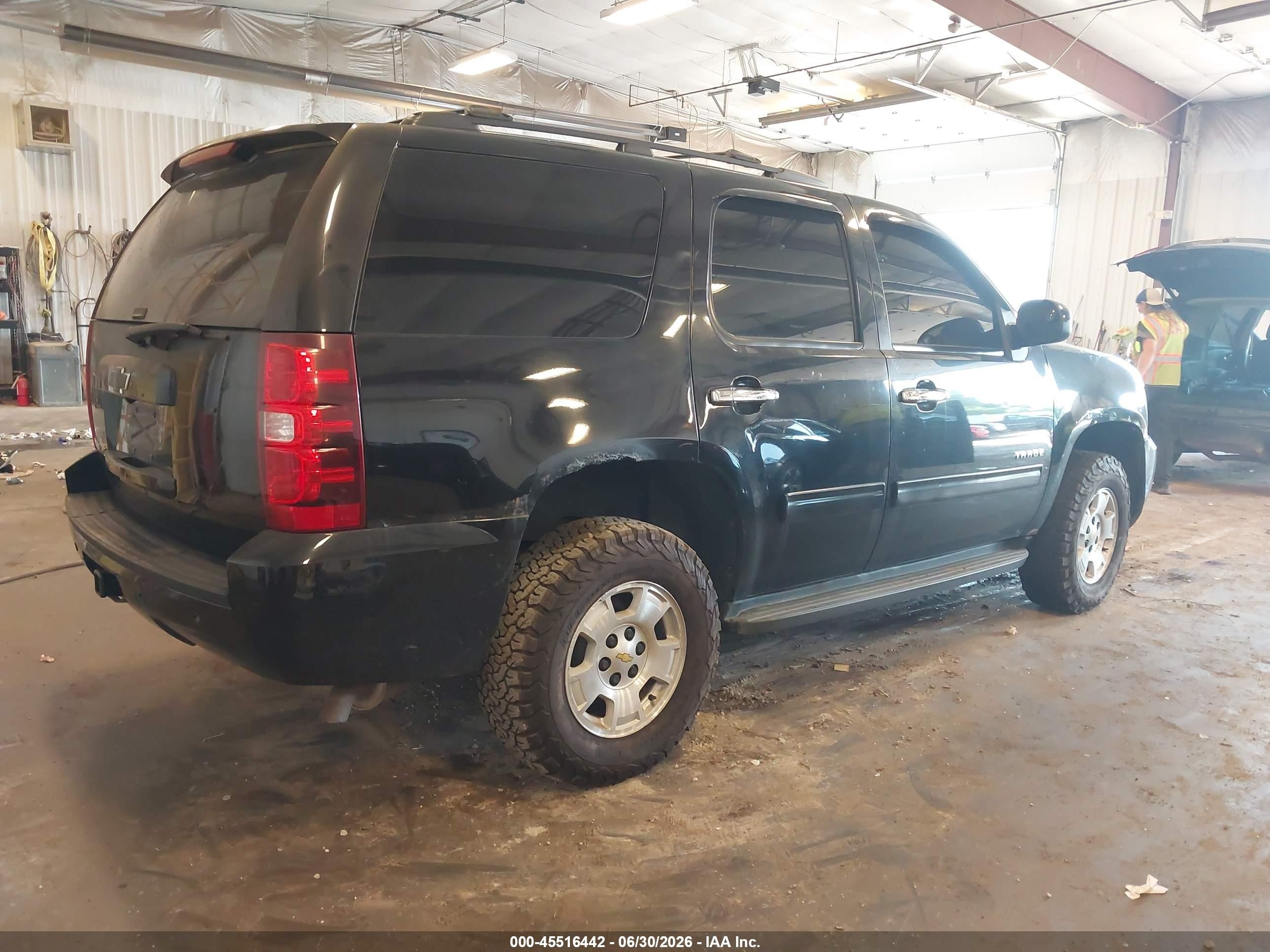2013 Chevrolet Tahoe Ls Black vin: 1GNSKAE07DR100218