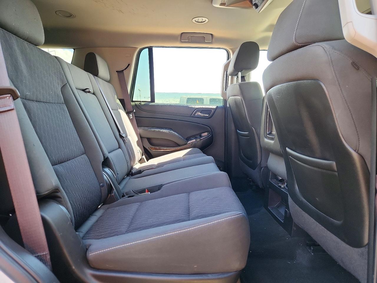 2015 Chevrolet Tahoe K1500 Ls White vin: 1GNSKAEC0FR673250