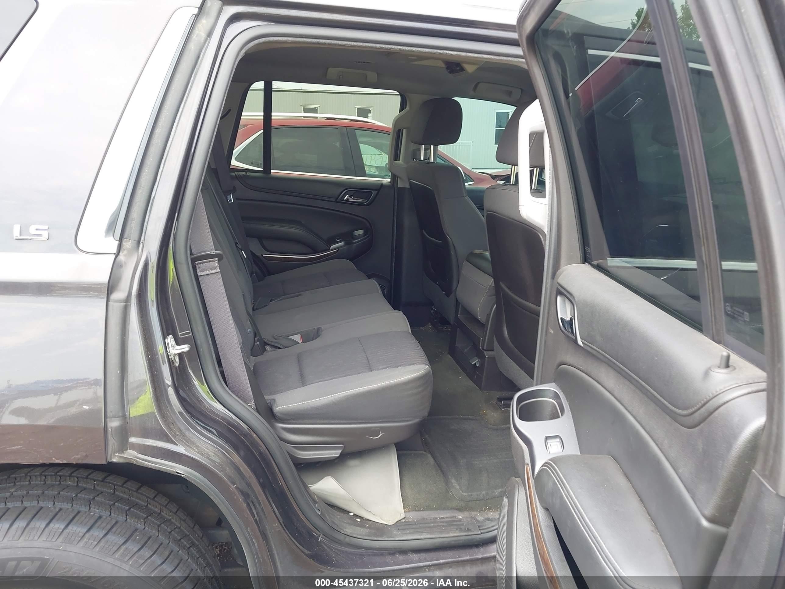 2015 Chevrolet Tahoe Ls Gray vin: 1GNSKAEC1FR190737