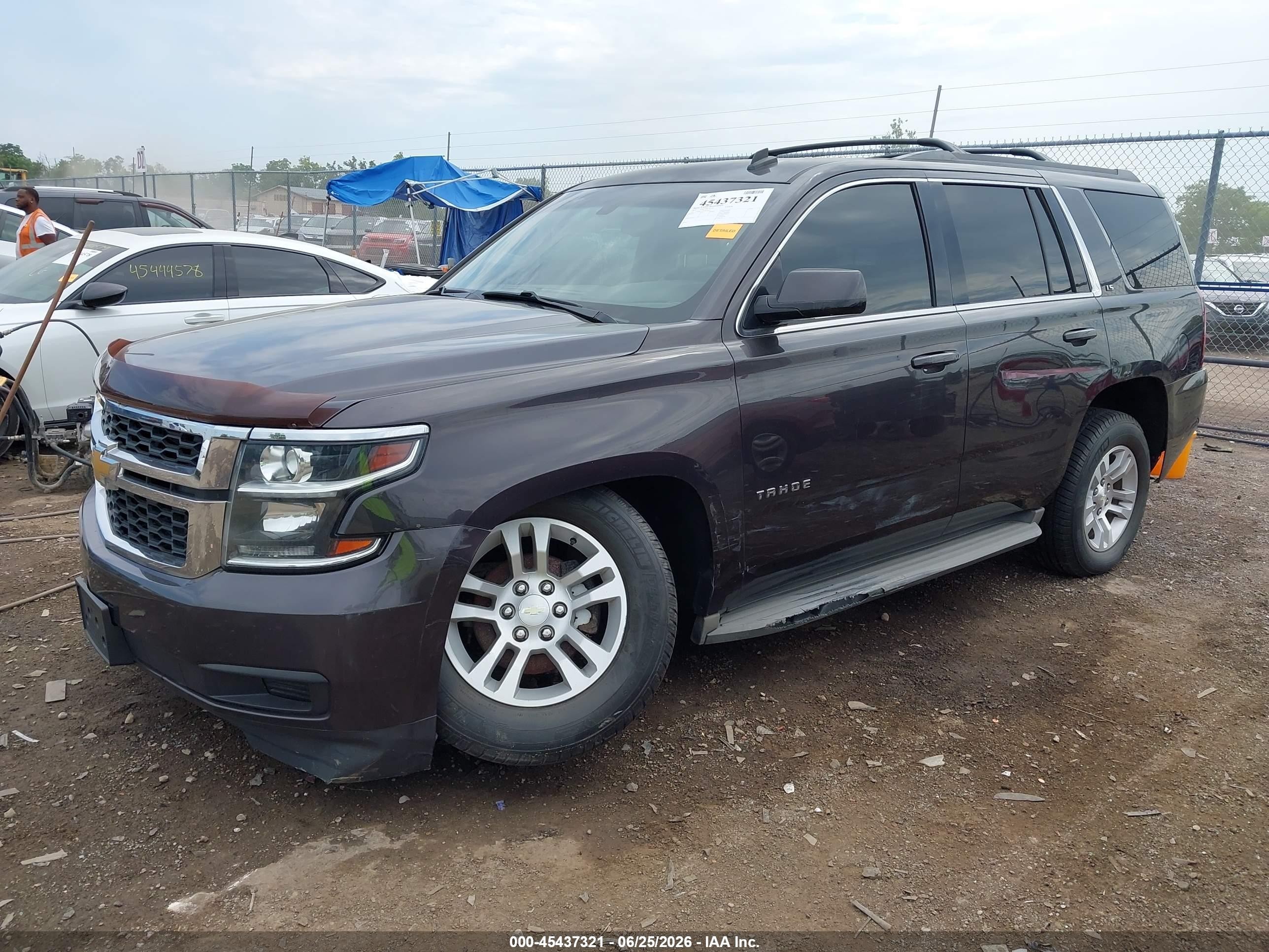 2015 Chevrolet Tahoe Ls Gray vin: 1GNSKAEC1FR190737