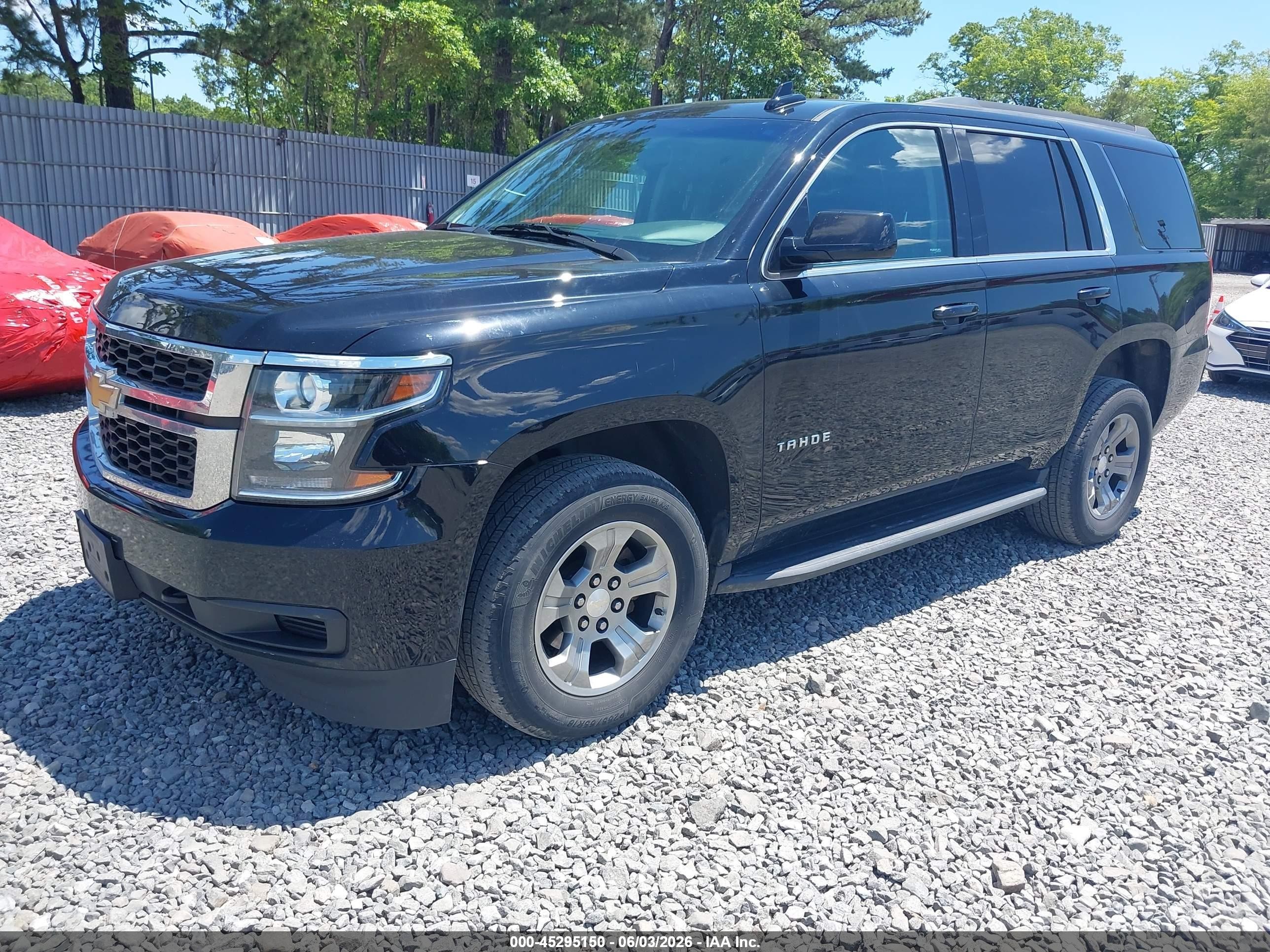 2019 Chevrolet Tahoe Ls Black vin: 1GNSKAEC2KR348352