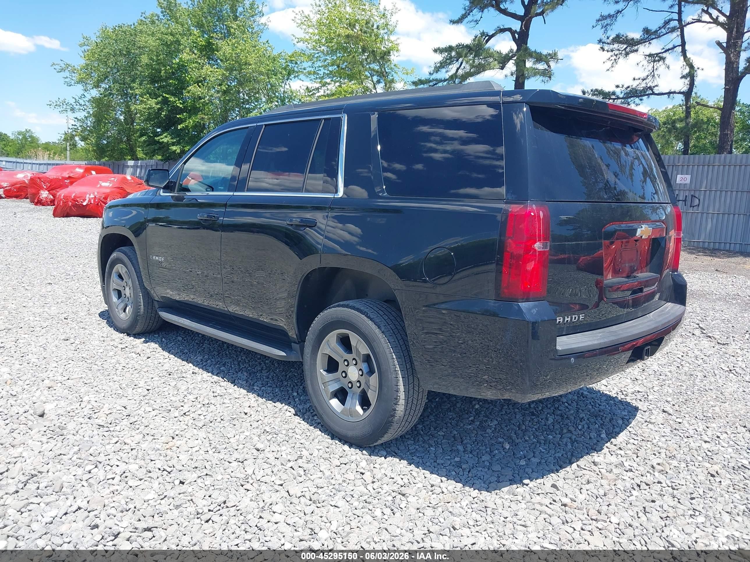 2019 Chevrolet Tahoe Ls Black vin: 1GNSKAEC2KR348352