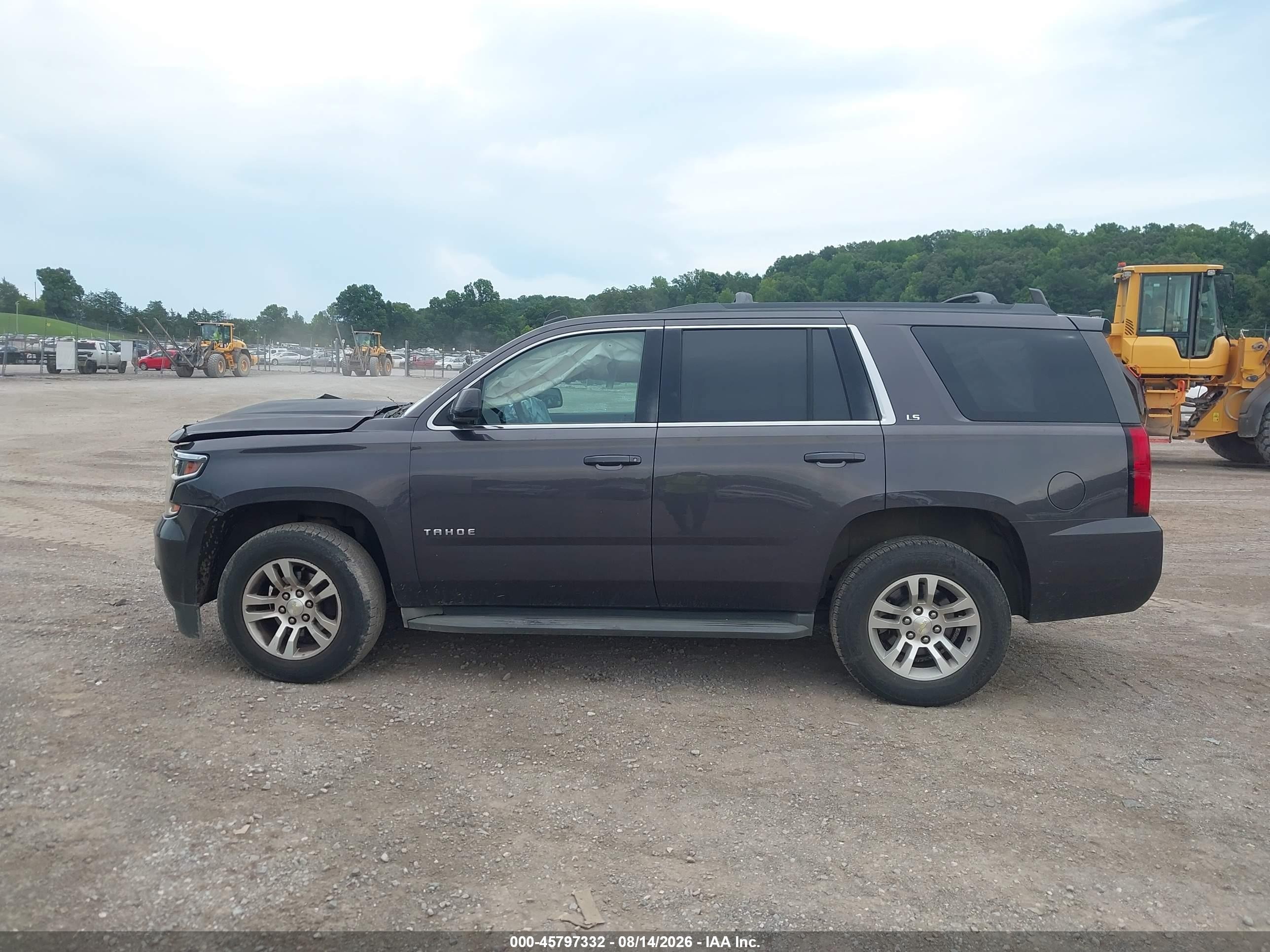2015 Chevrolet Tahoe Ls Серый vin: 1GNSKAEC9FR242390