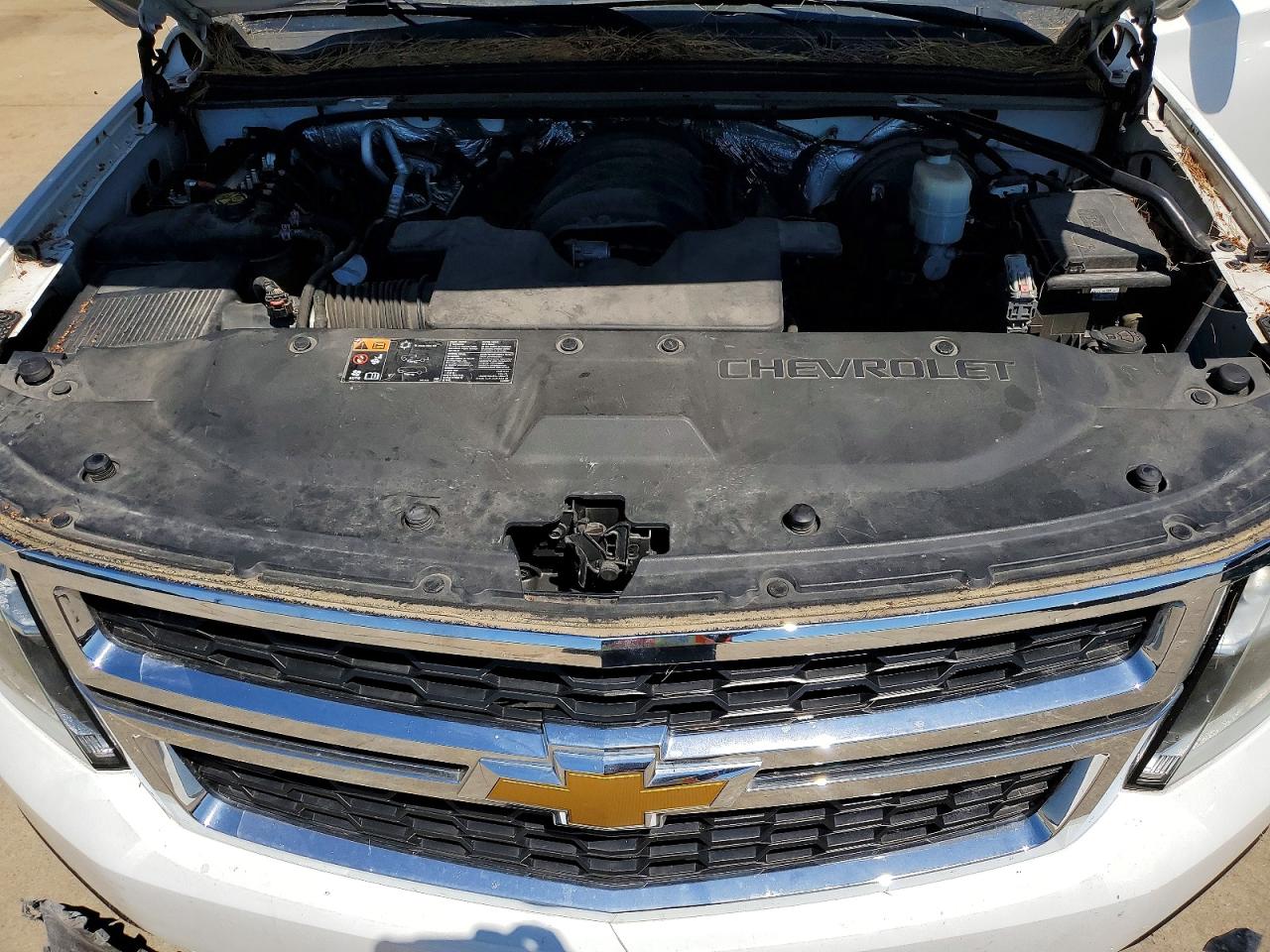 2015 Chevrolet Tahoe K1500 Ls White vin: 1GNSKAEC9FR285627