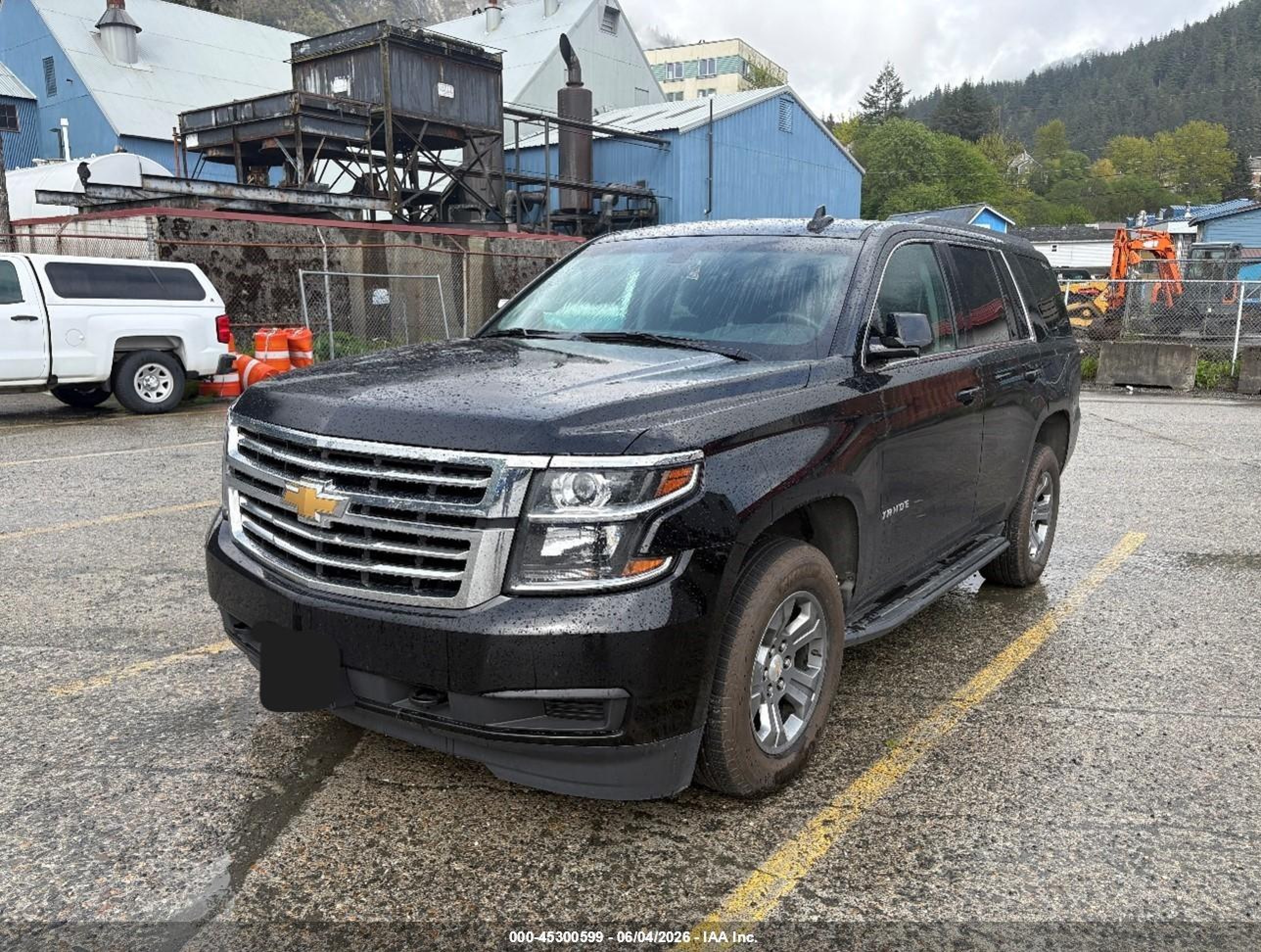 2018 Chevrolet Tahoe Ls Black vin: 1GNSKAECXJR329885