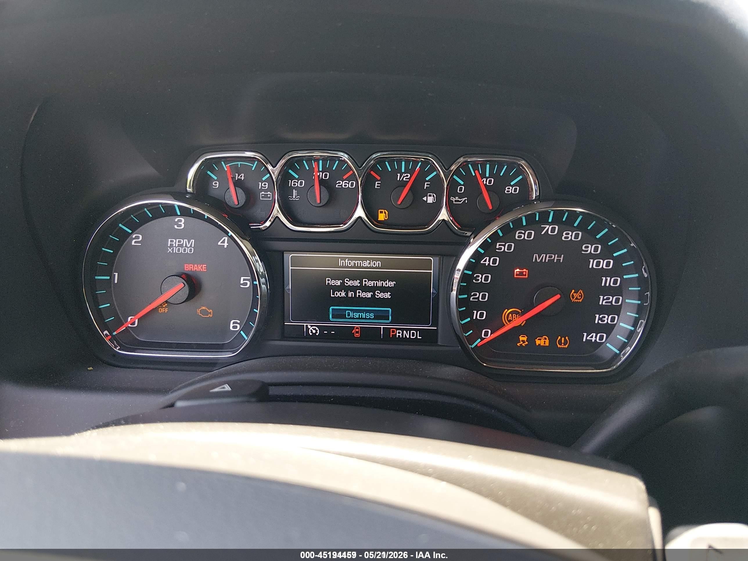 2017 Chevrolet Tahoe Ls Белый vin: 1GNSKAKC0HR311796