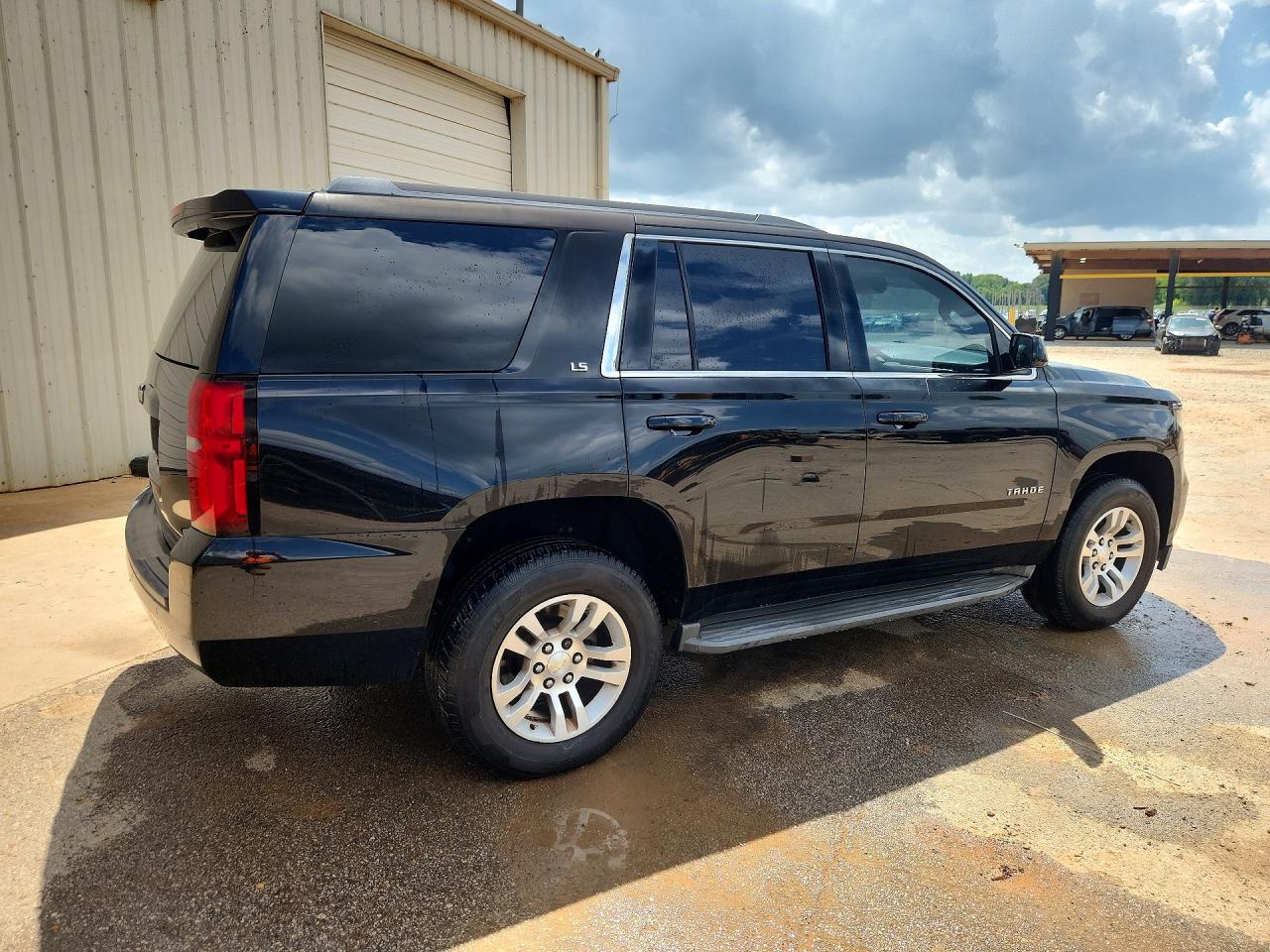2015 Chevrolet Tahoe K1500 Ls Black vin: 1GNSKAKC1FR175093
