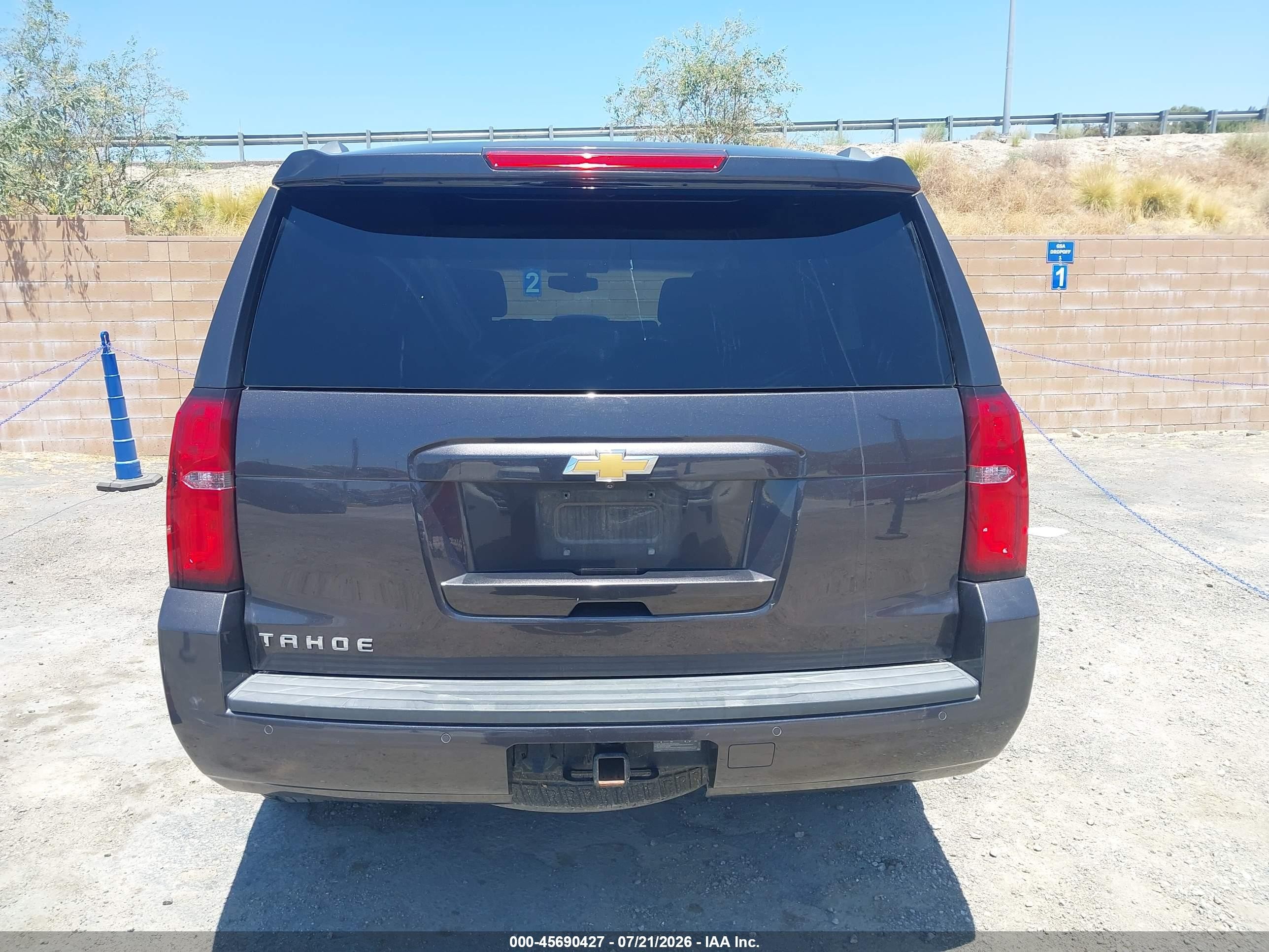 2018 Chevrolet Tahoe Ls Black vin: 1GNSKAKC1JR324367
